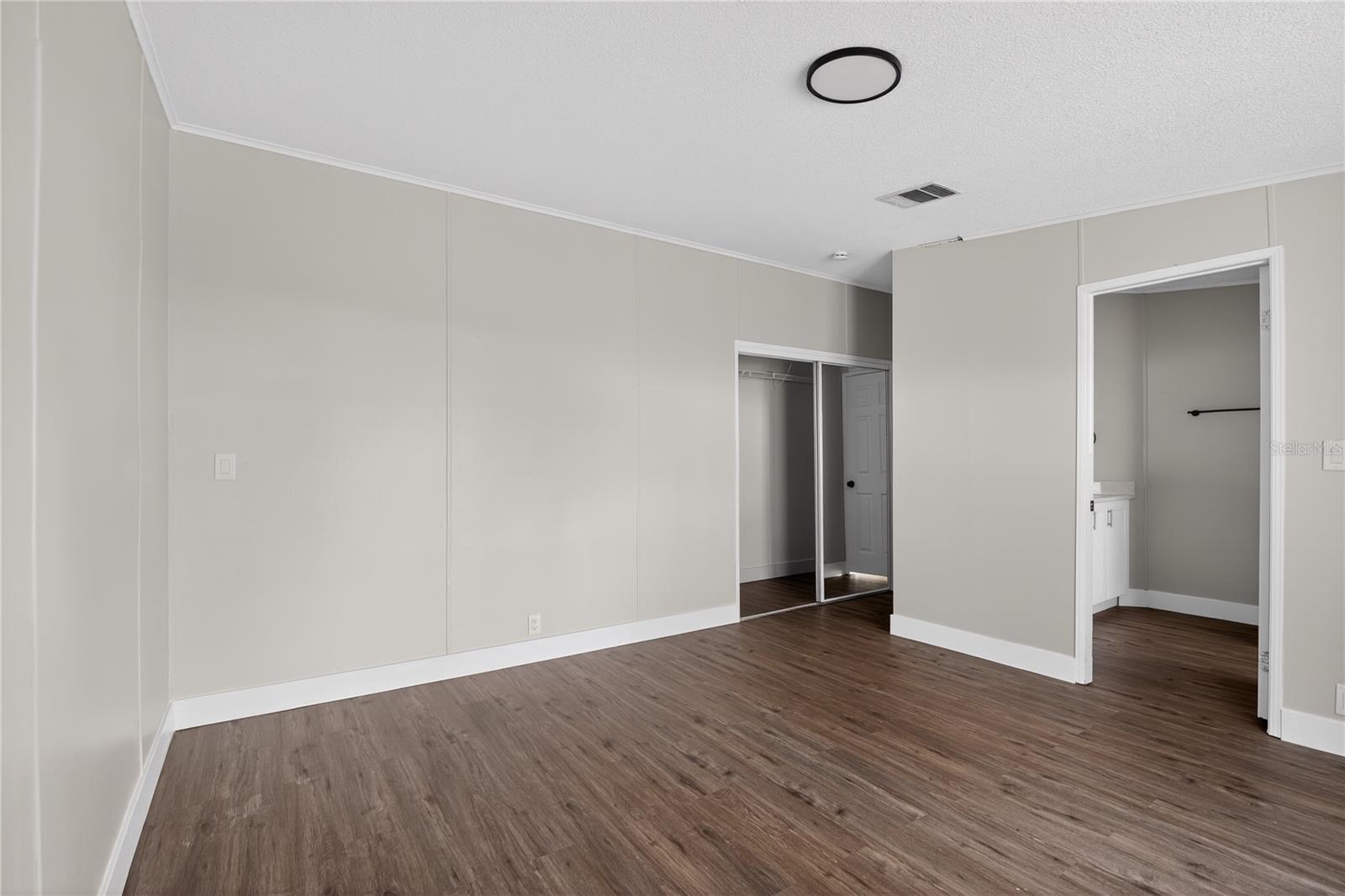 LAKE PARK - Residential