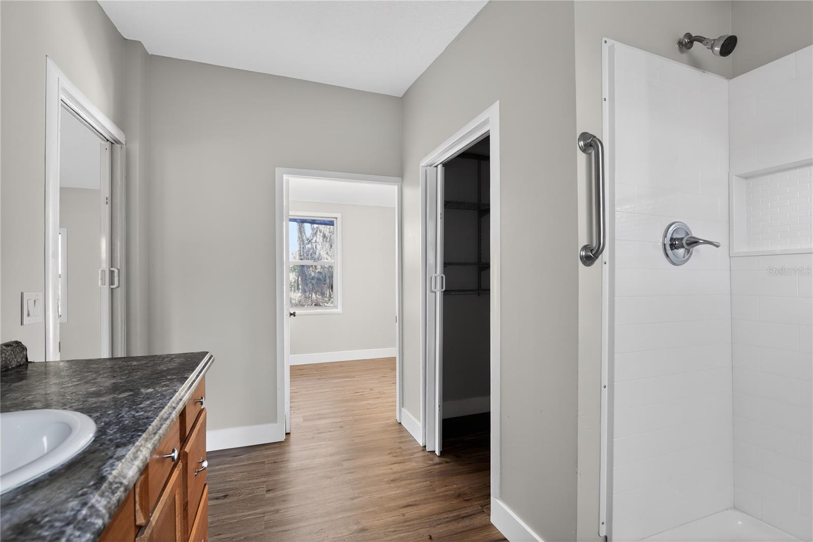 LAKE PARK - Residential