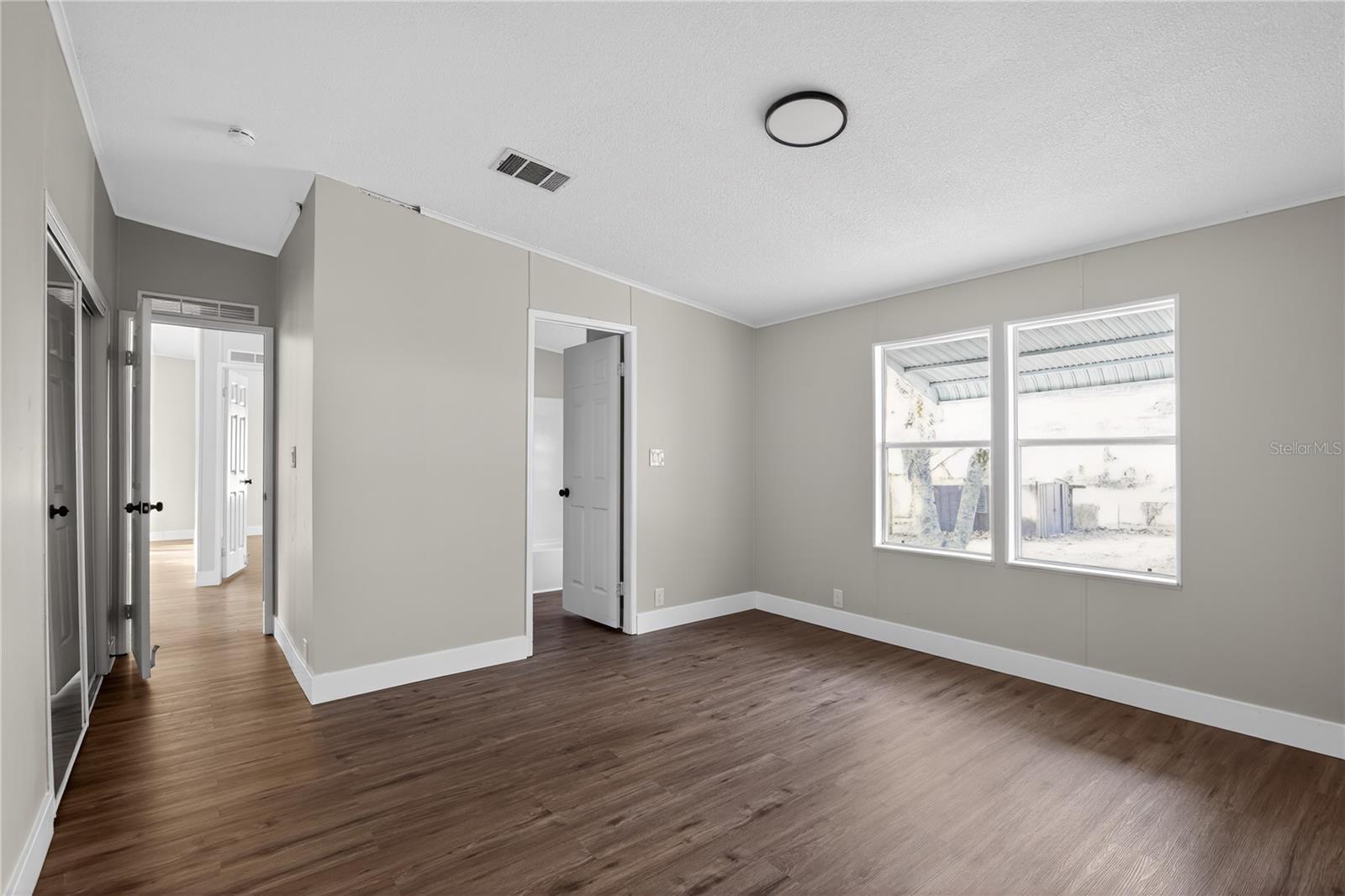 LAKE PARK - Residential