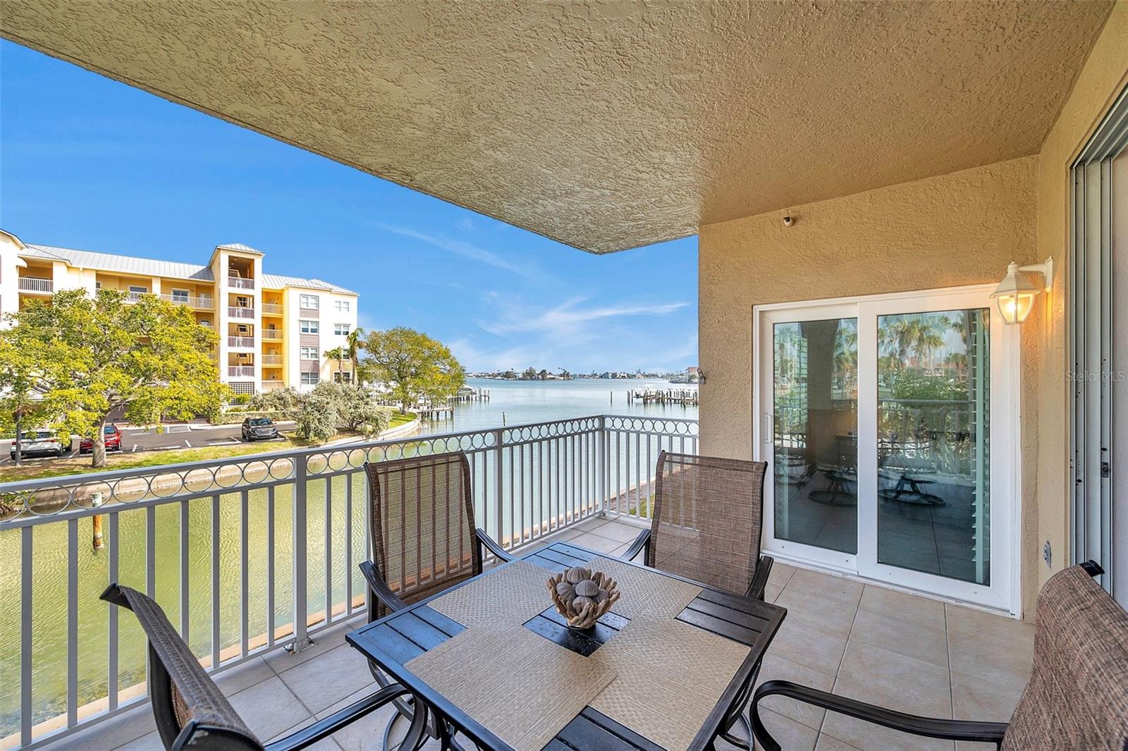 MADEIRA COVE CONDO - Residential