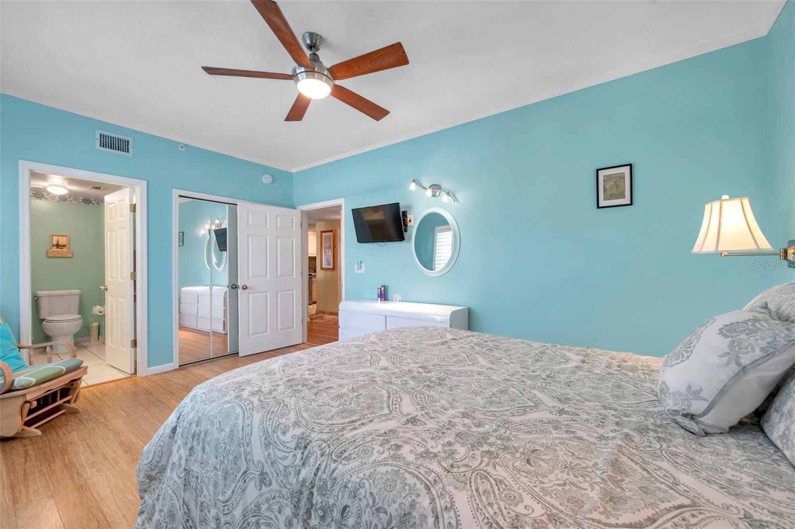 MADEIRA COVE CONDO - Residential