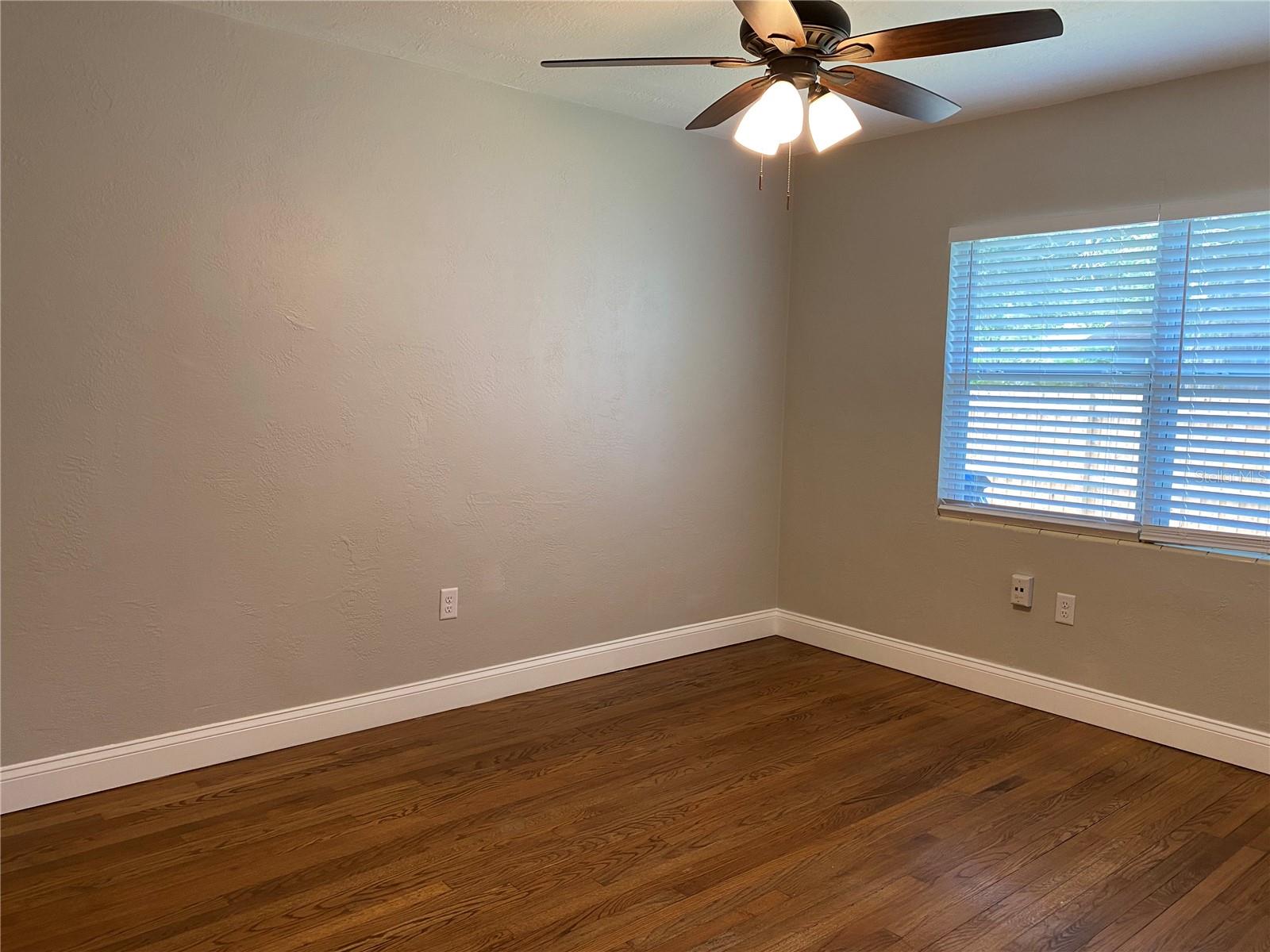 ACREAGE - Residential Lease