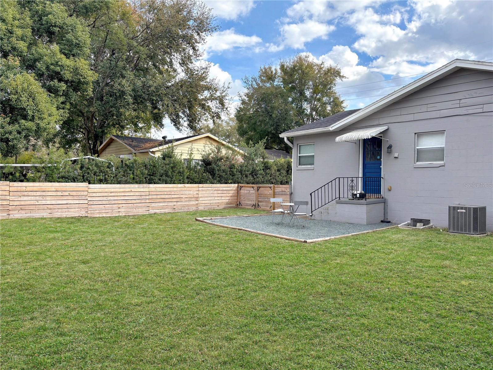 ACREAGE - Residential Lease