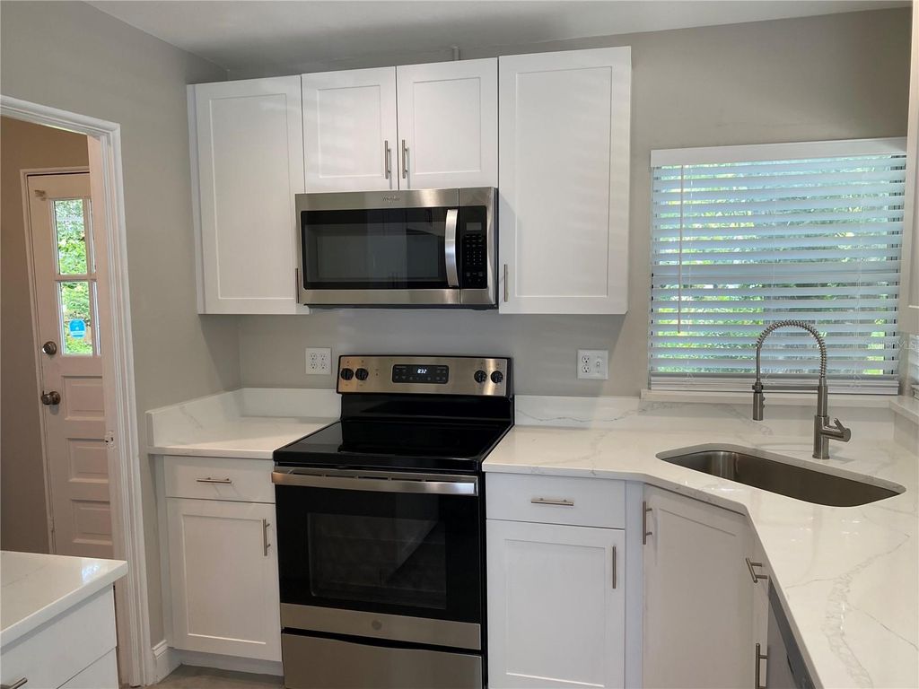 Photo of 813 E South Street, Orlando, FL 32801 (MLS # O6391642)