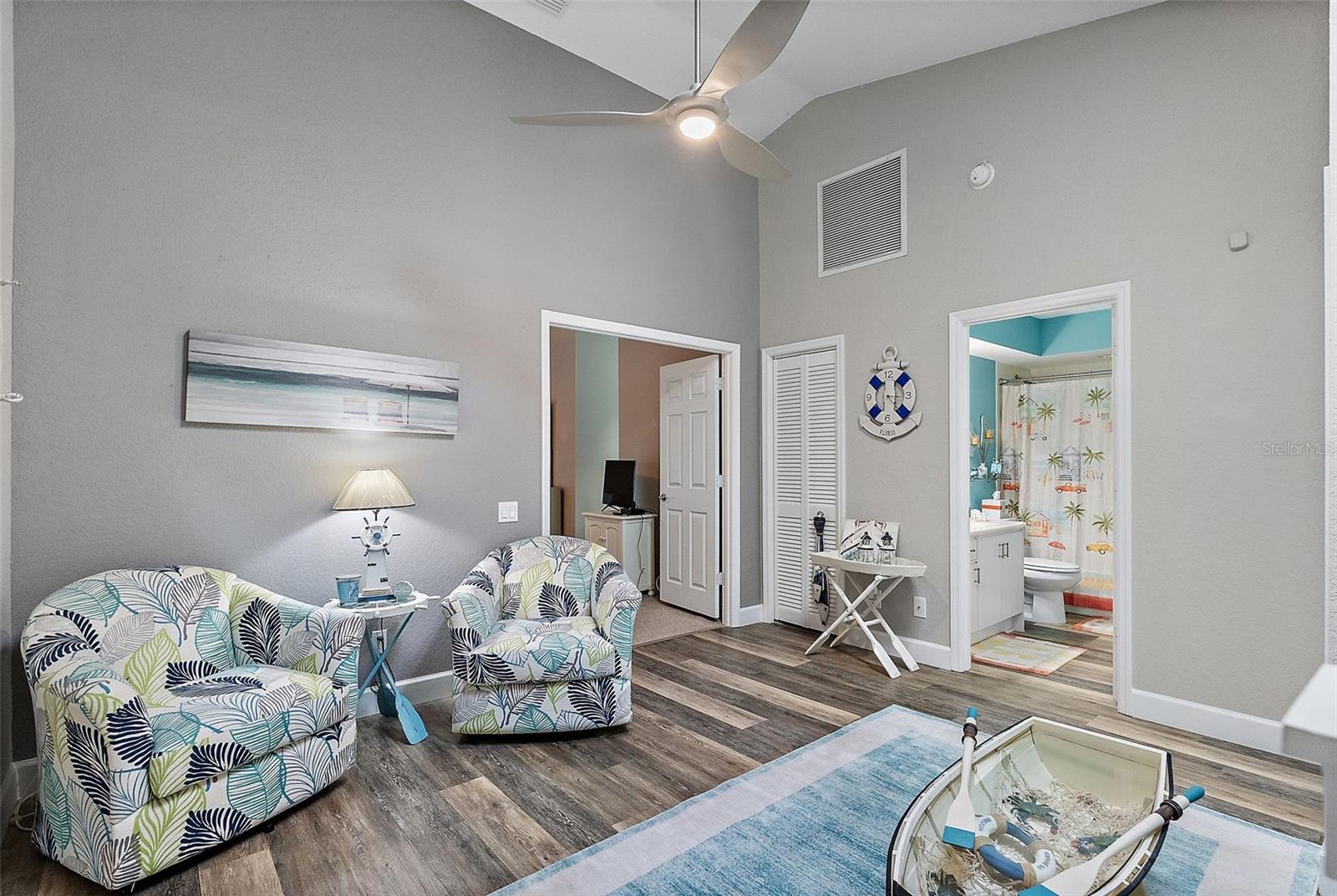 GLADES THE - Residential