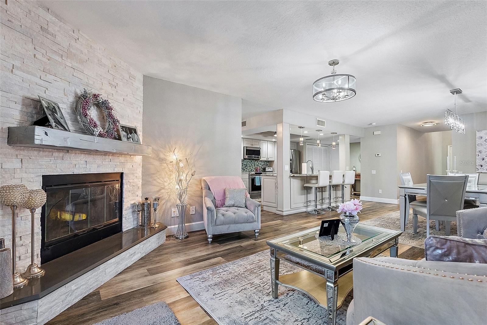 GLADES THE - Residential