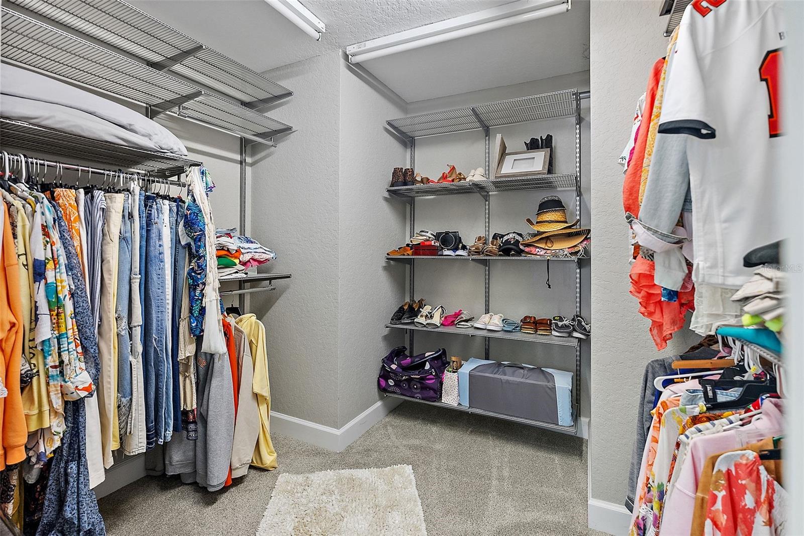 GLADES THE - Residential