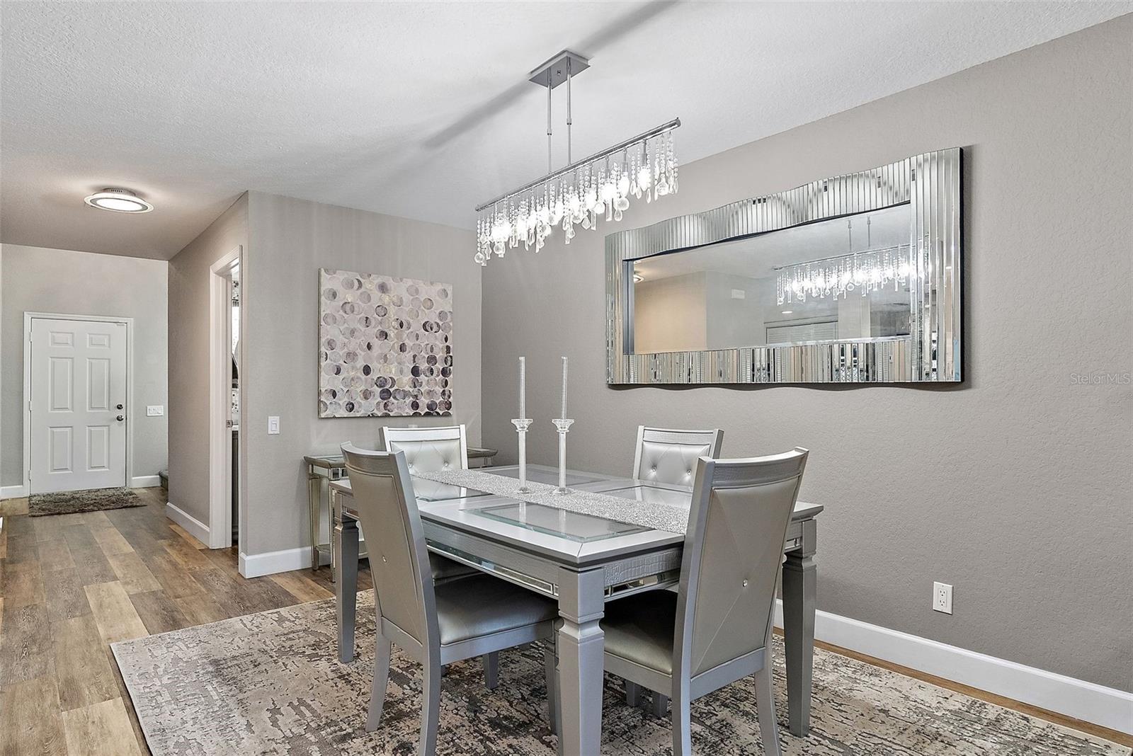 GLADES THE - Residential