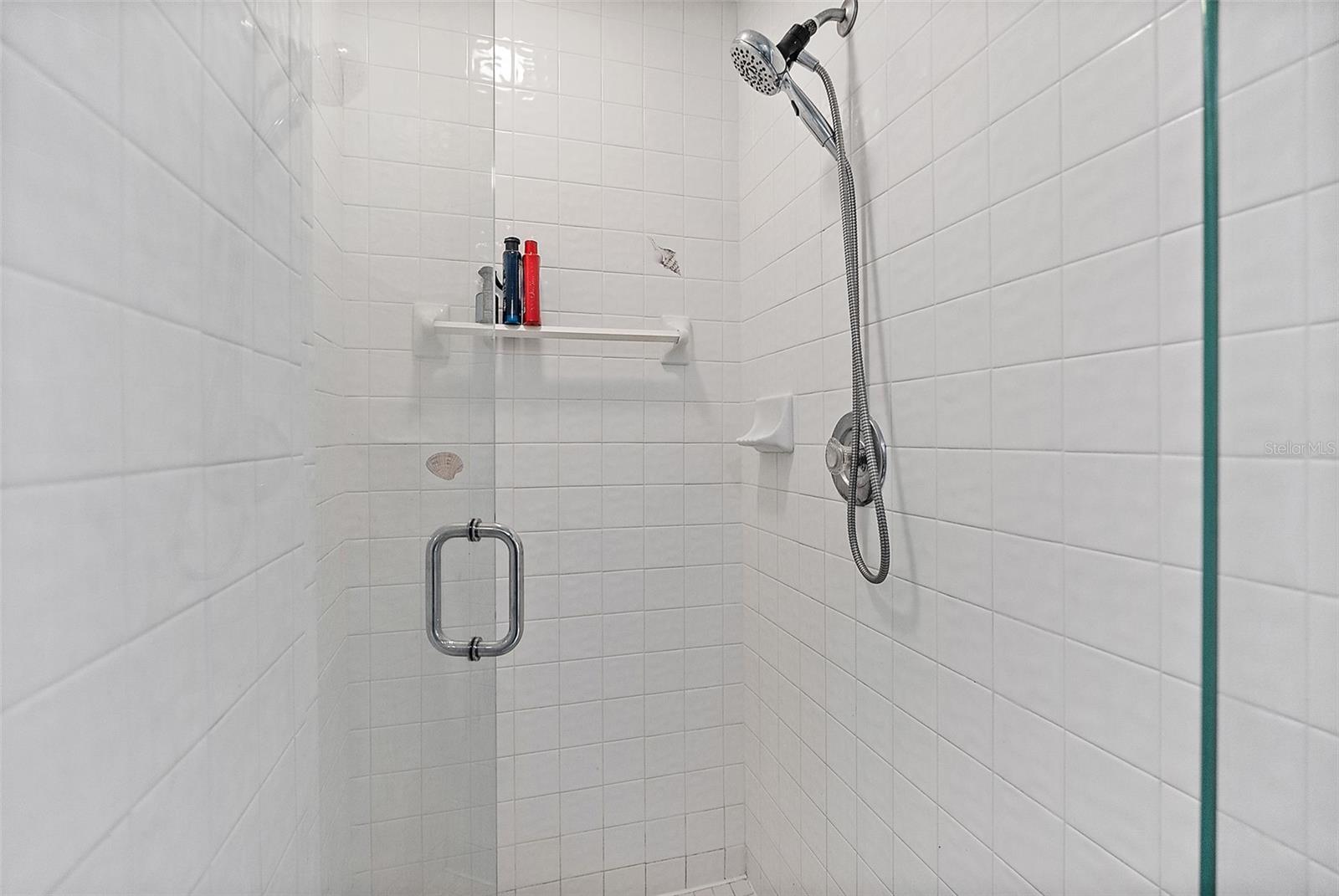 GLADES THE - Residential