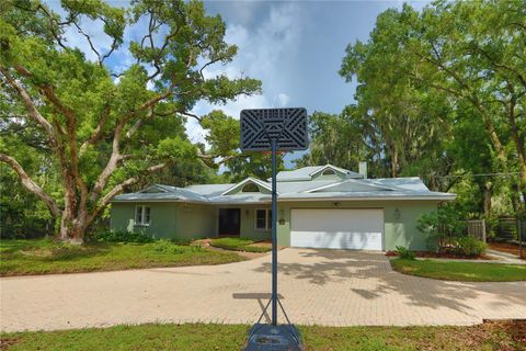 A home in TEMPLE TERRACE