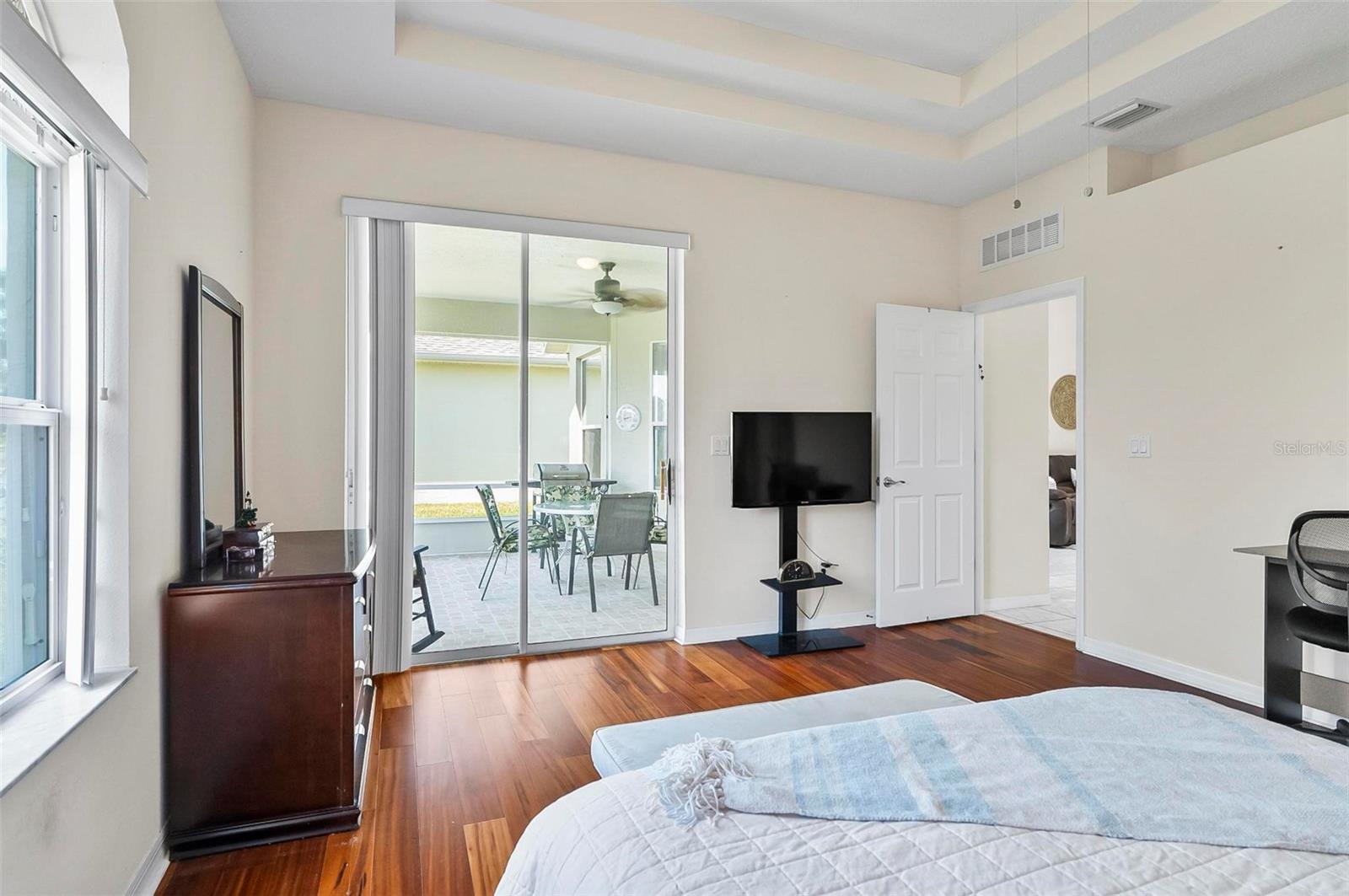 RIVERGATE - Residential