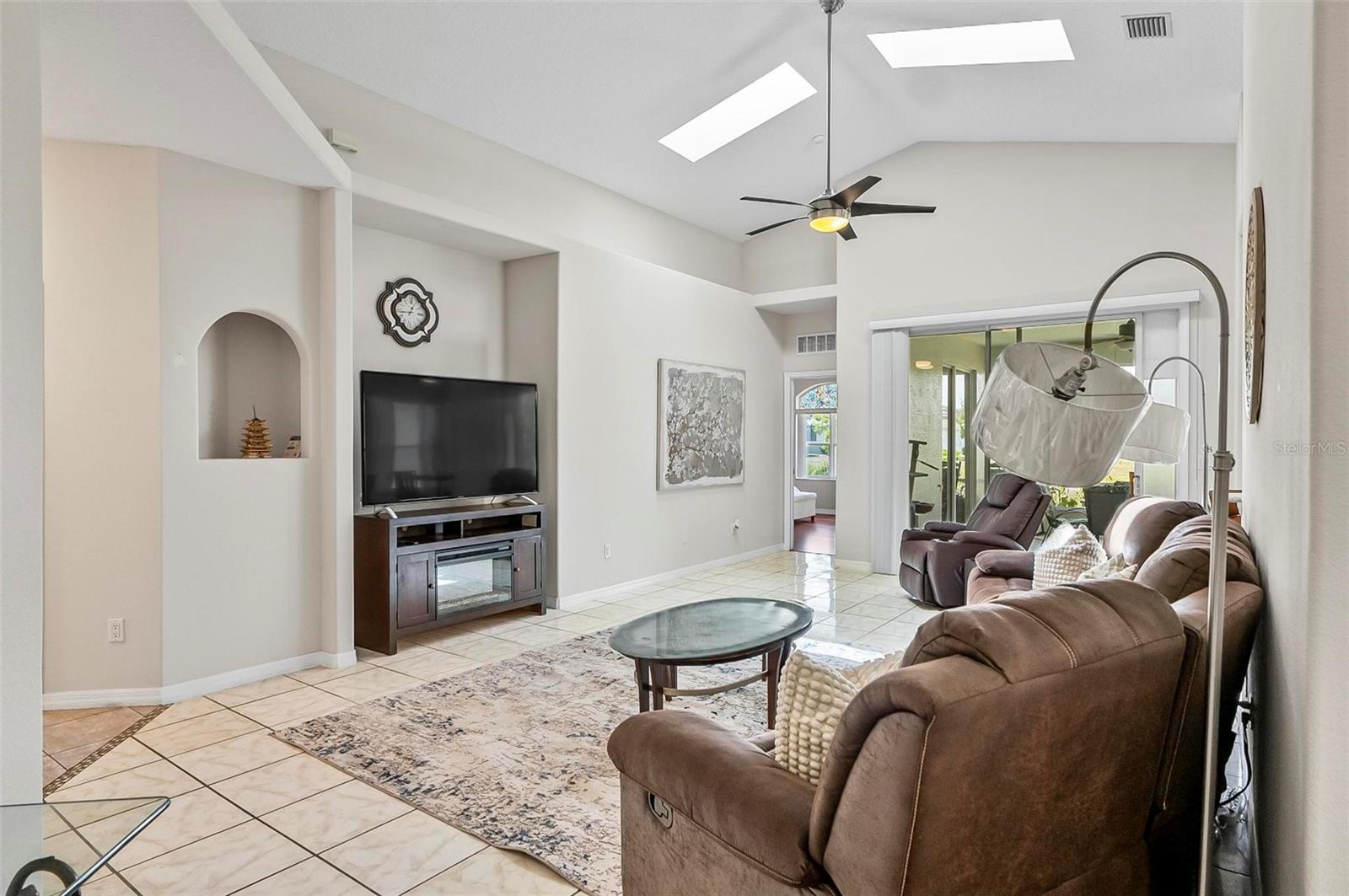 RIVERGATE - Residential