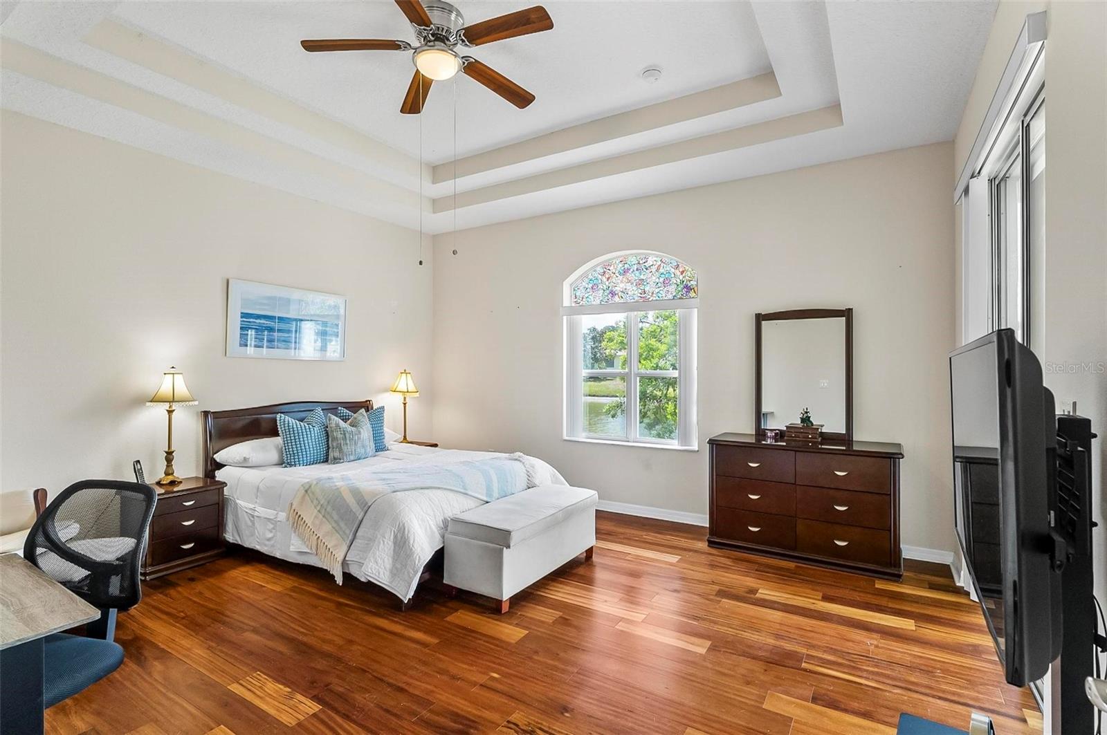 RIVERGATE - Residential