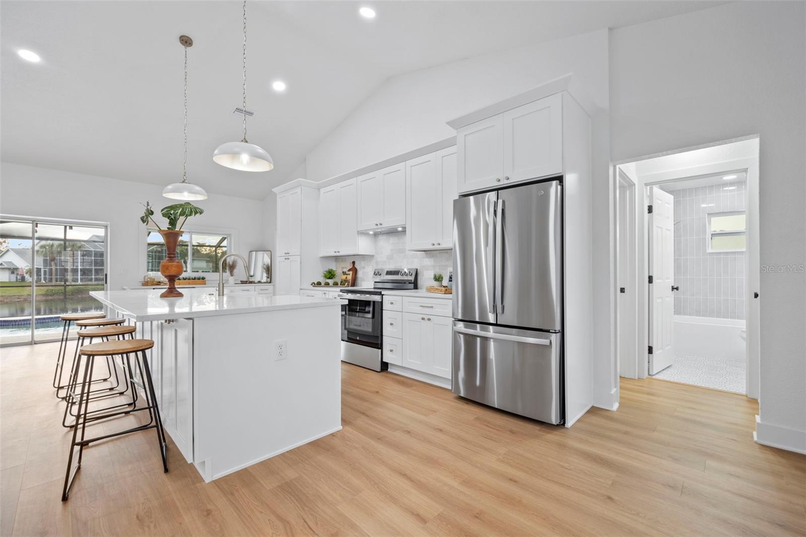 LAKEWOOD SHORES SUB - Residential