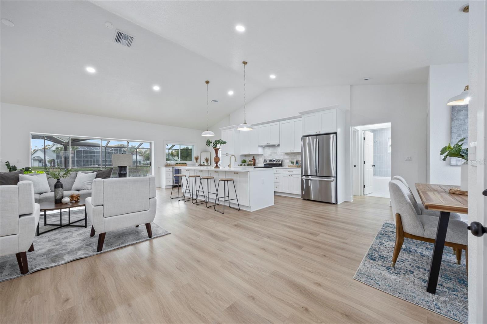 LAKEWOOD SHORES SUB - Residential