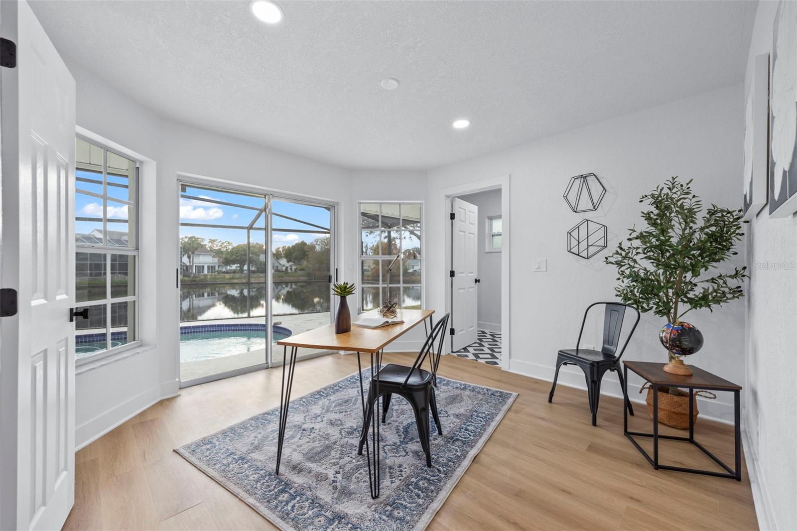 LAKEWOOD SHORES SUB - Residential