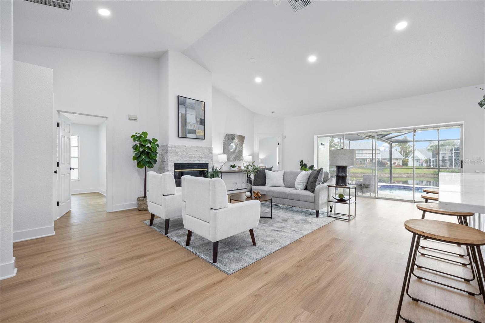 LAKEWOOD SHORES SUB - Residential