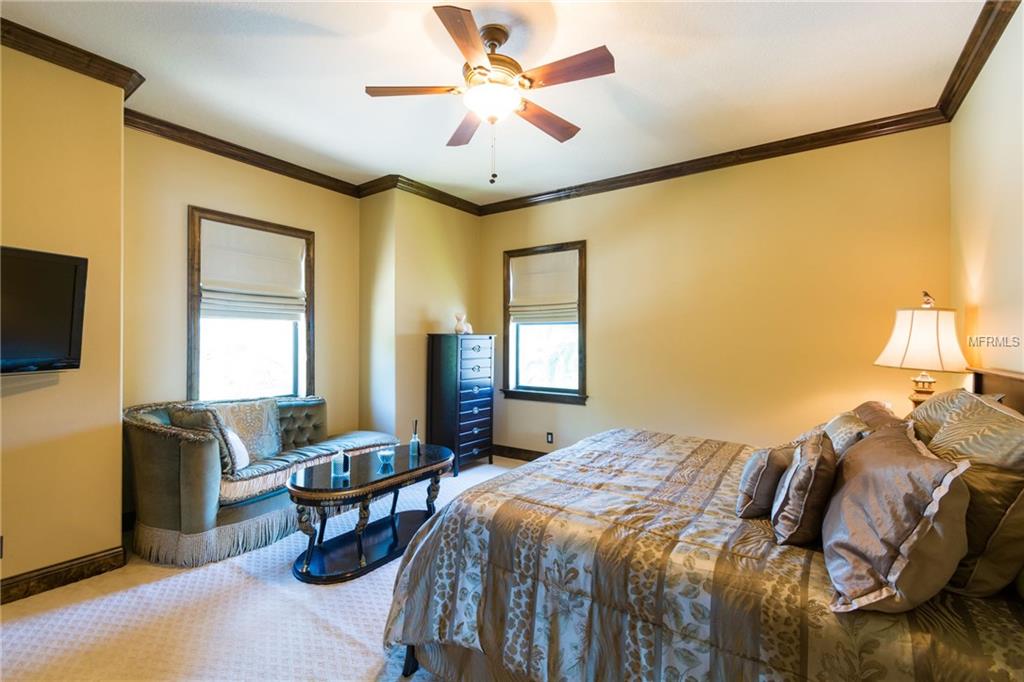 BOCA CIEGA ISLE - Residential