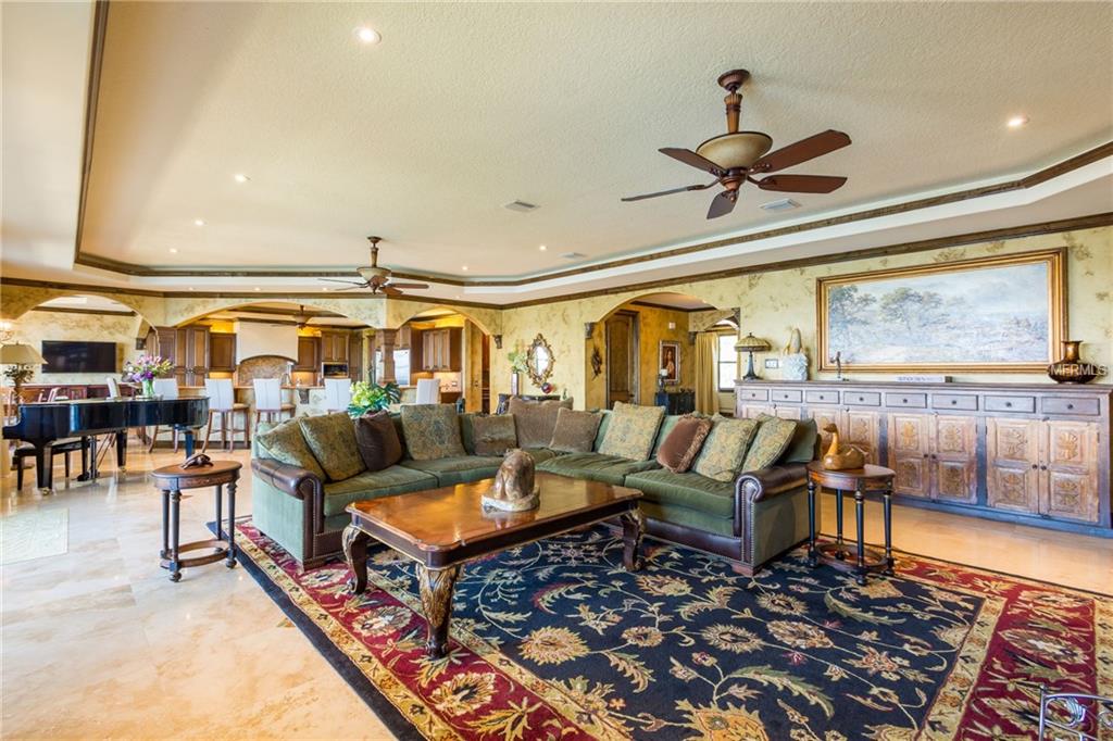 BOCA CIEGA ISLE - Residential