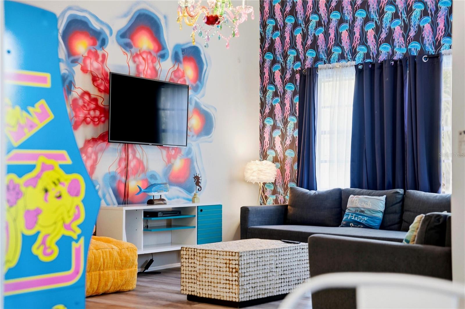 SARASOTA BEACH - Residential Income