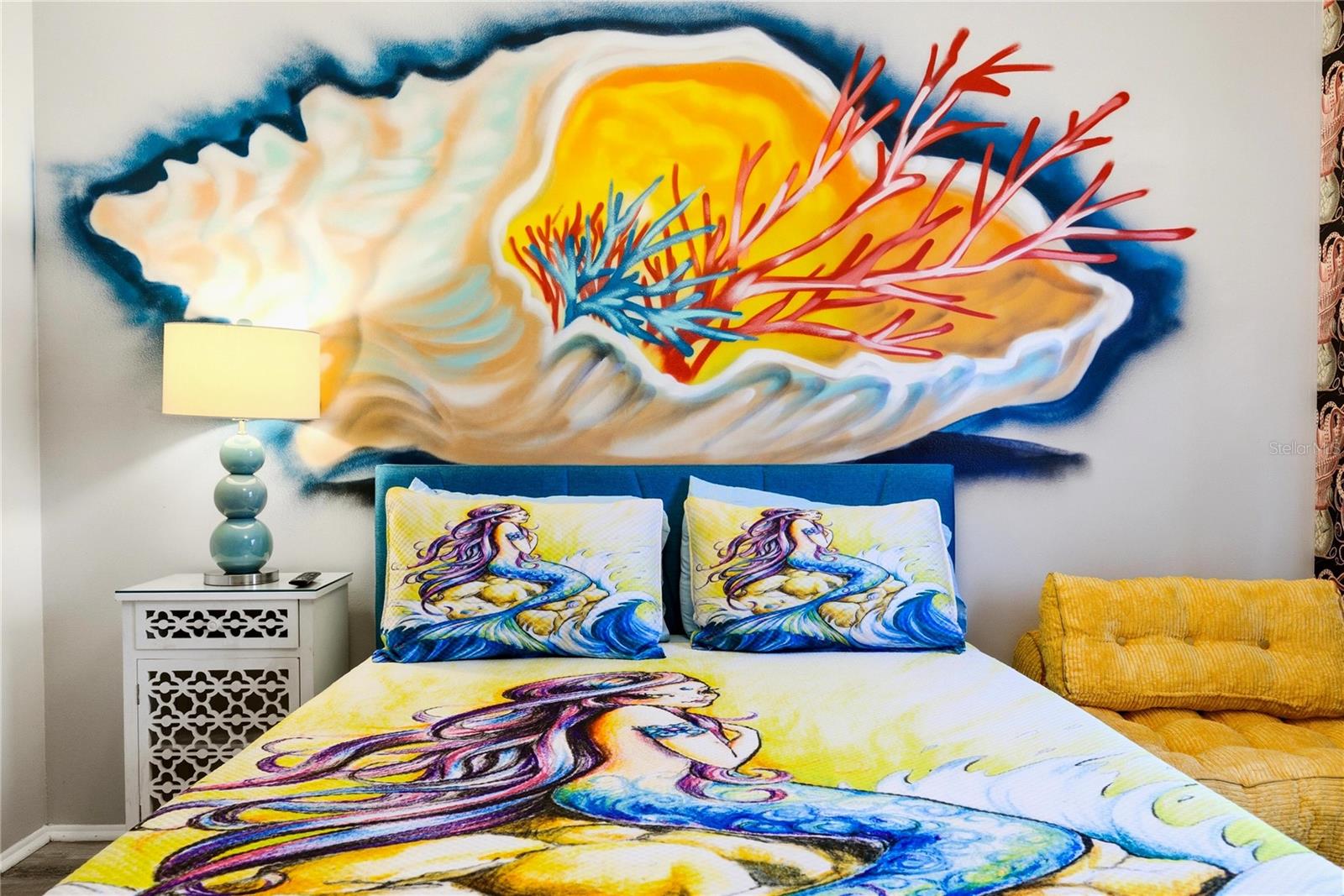 SARASOTA BEACH - Residential Income