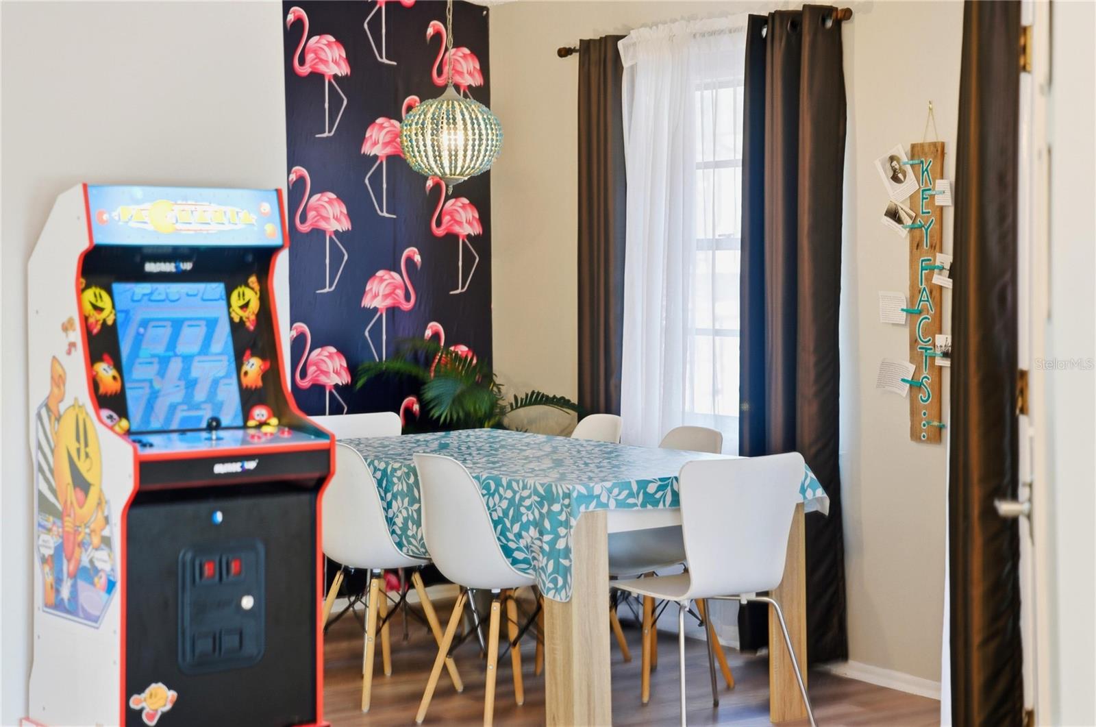 SARASOTA BEACH - Residential Income