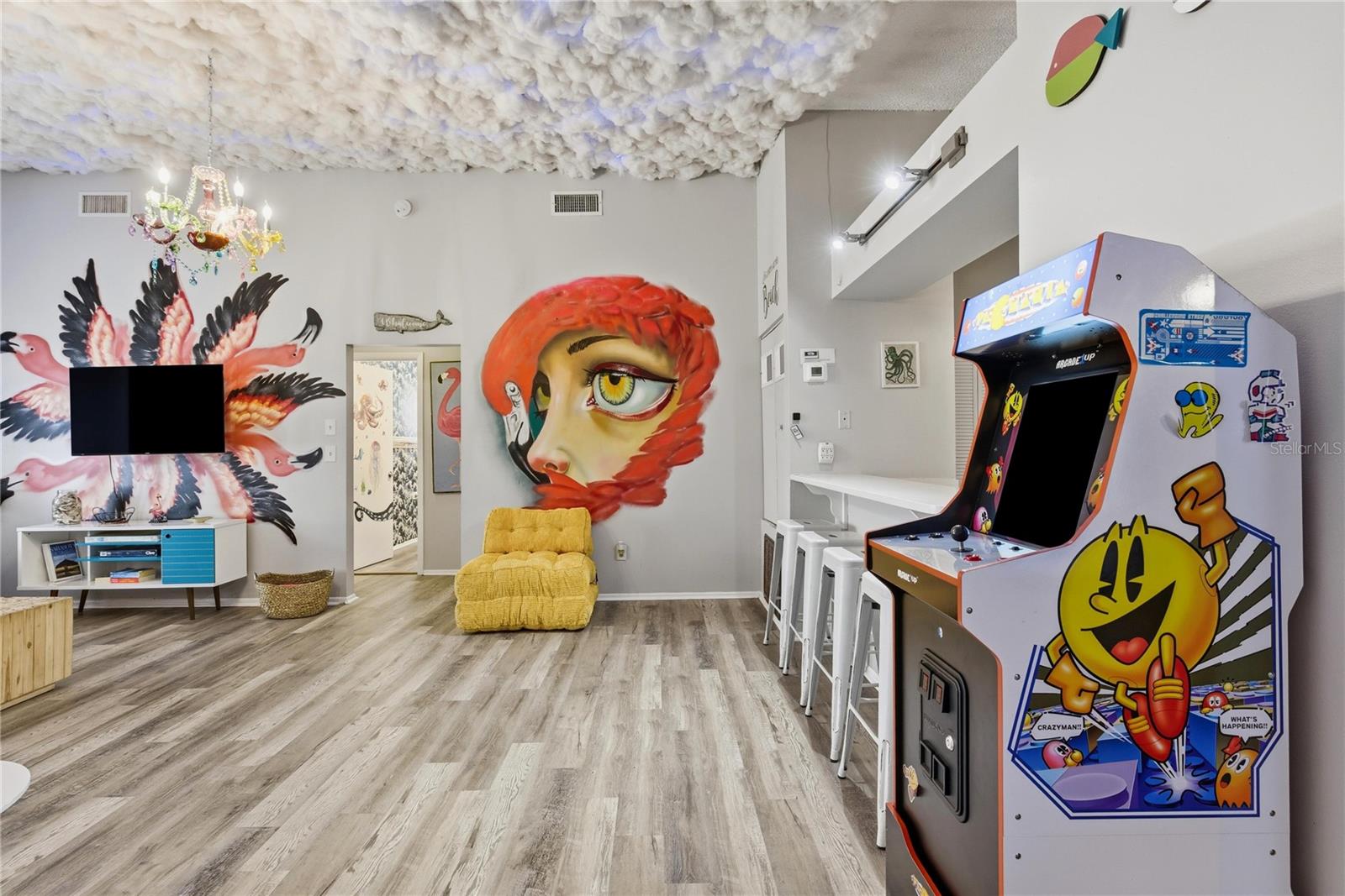 SARASOTA BEACH - Residential Income