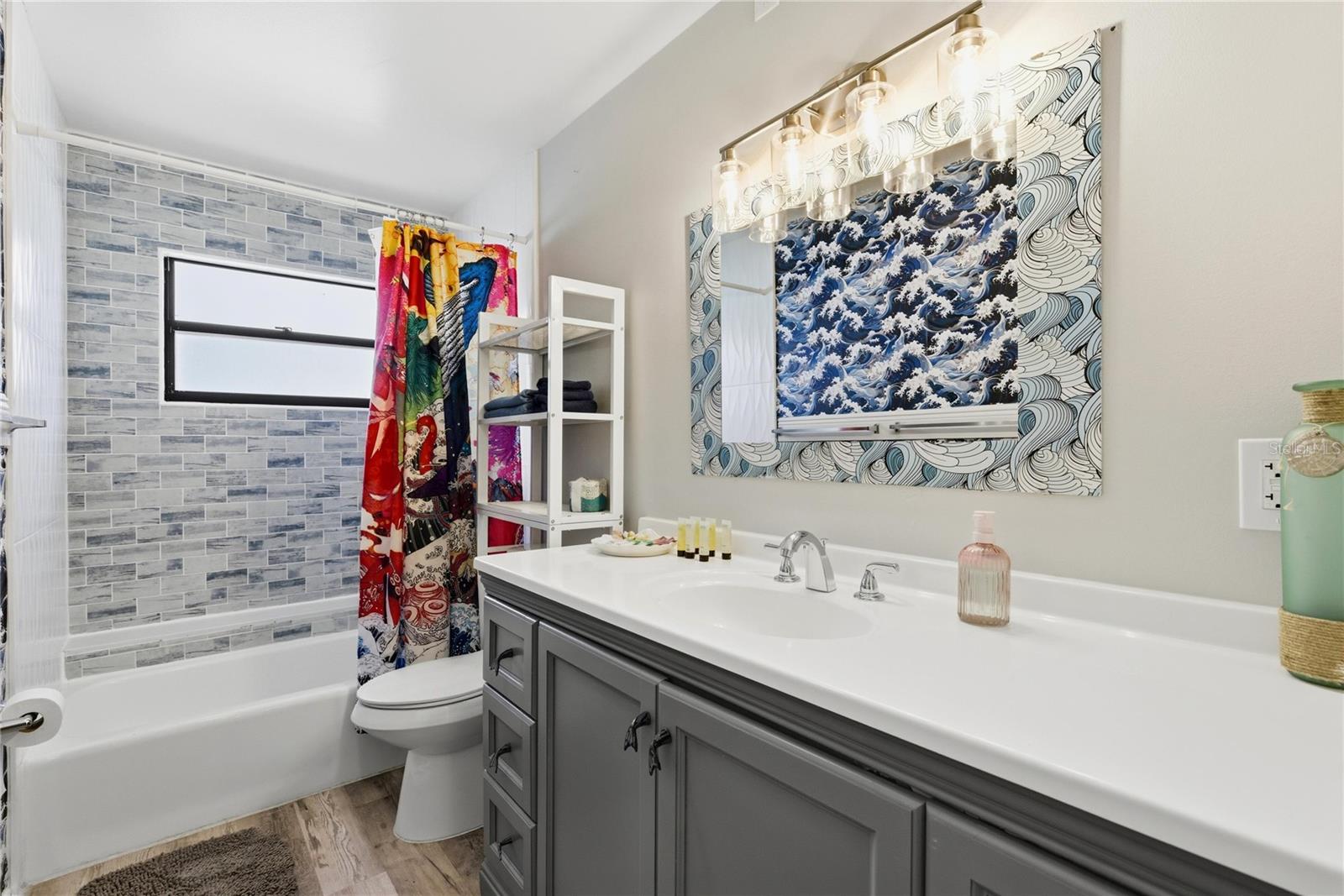 SARASOTA BEACH - Residential Income