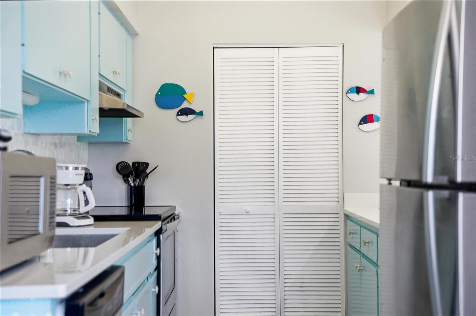 SARASOTA BEACH - Residential Income