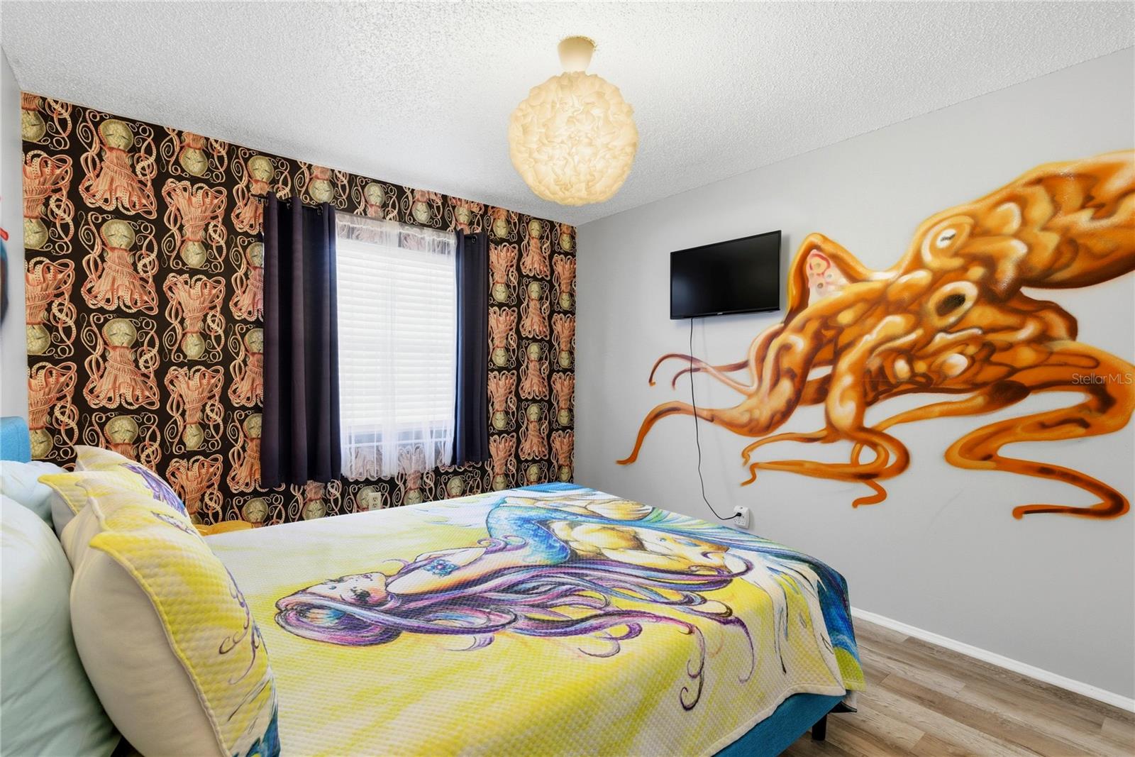 SARASOTA BEACH - Residential Income