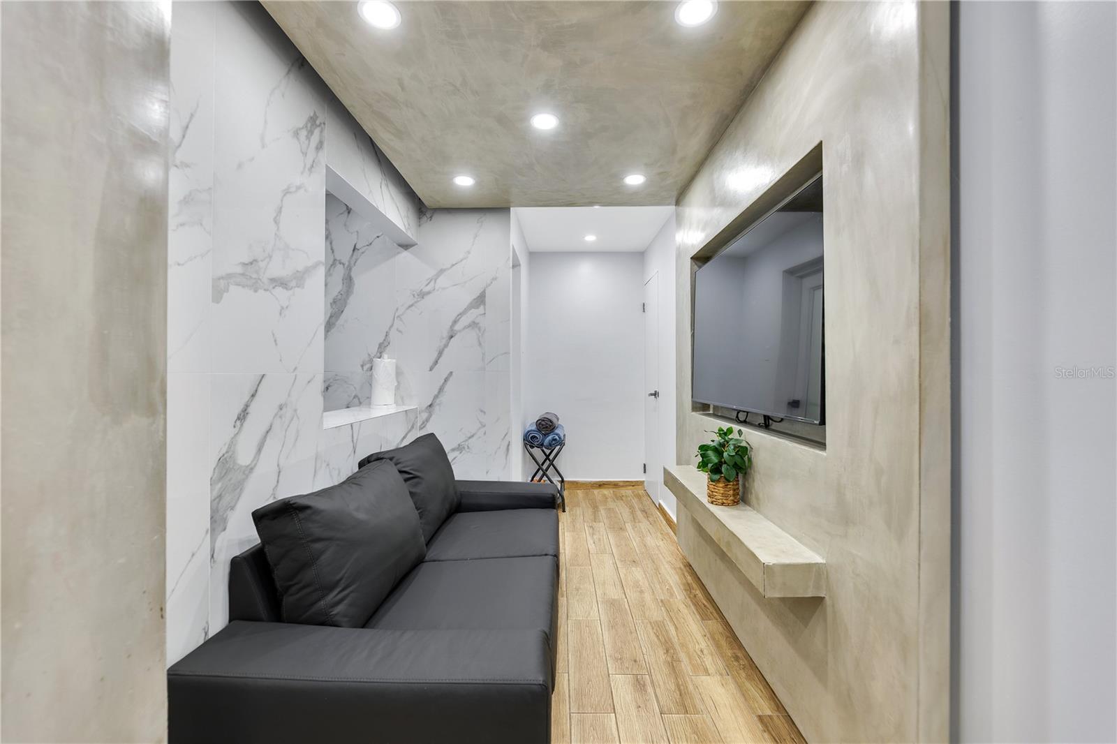 CONDOMINIO BALMORAL - Residential