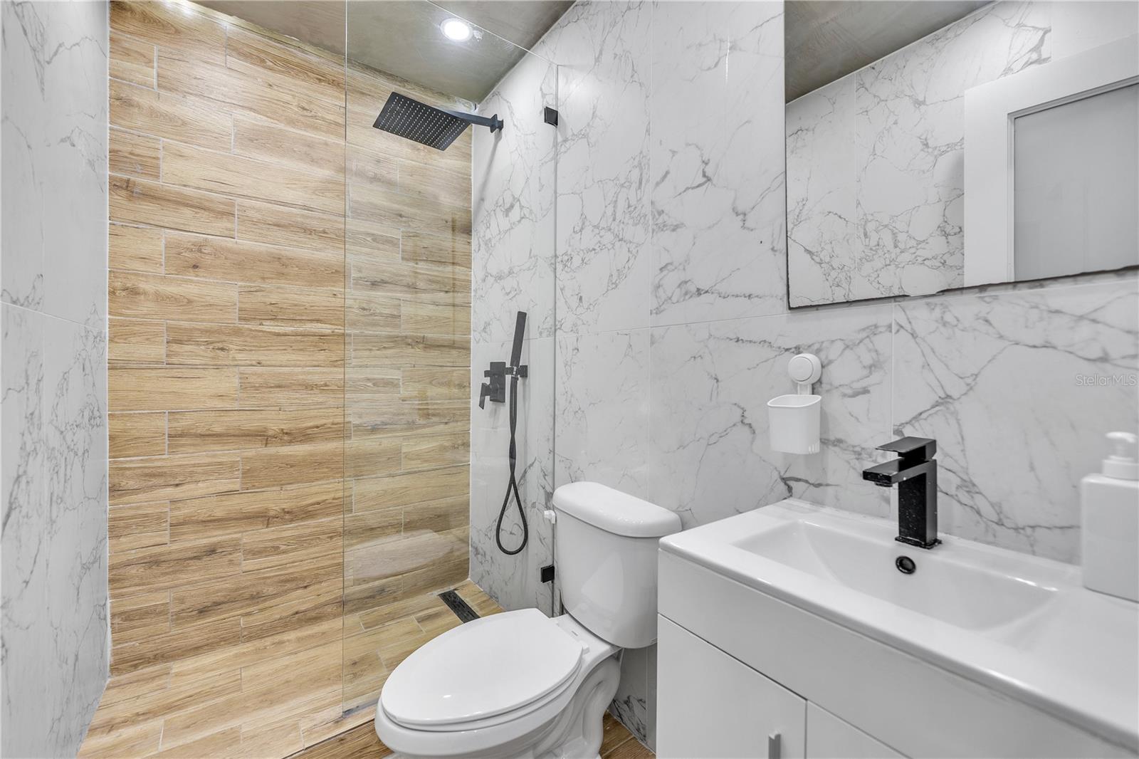 CONDOMINIO BALMORAL - Residential