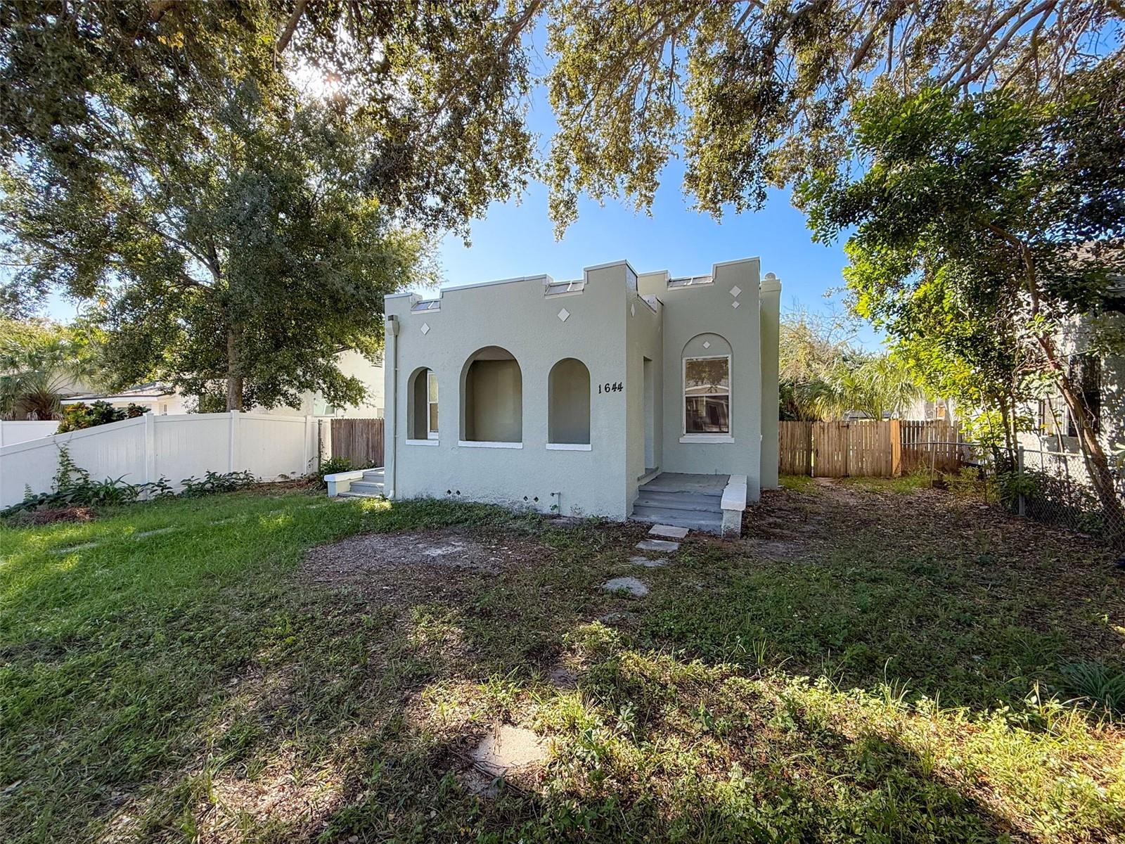 FRUITLAND HEIGHTS - Residential