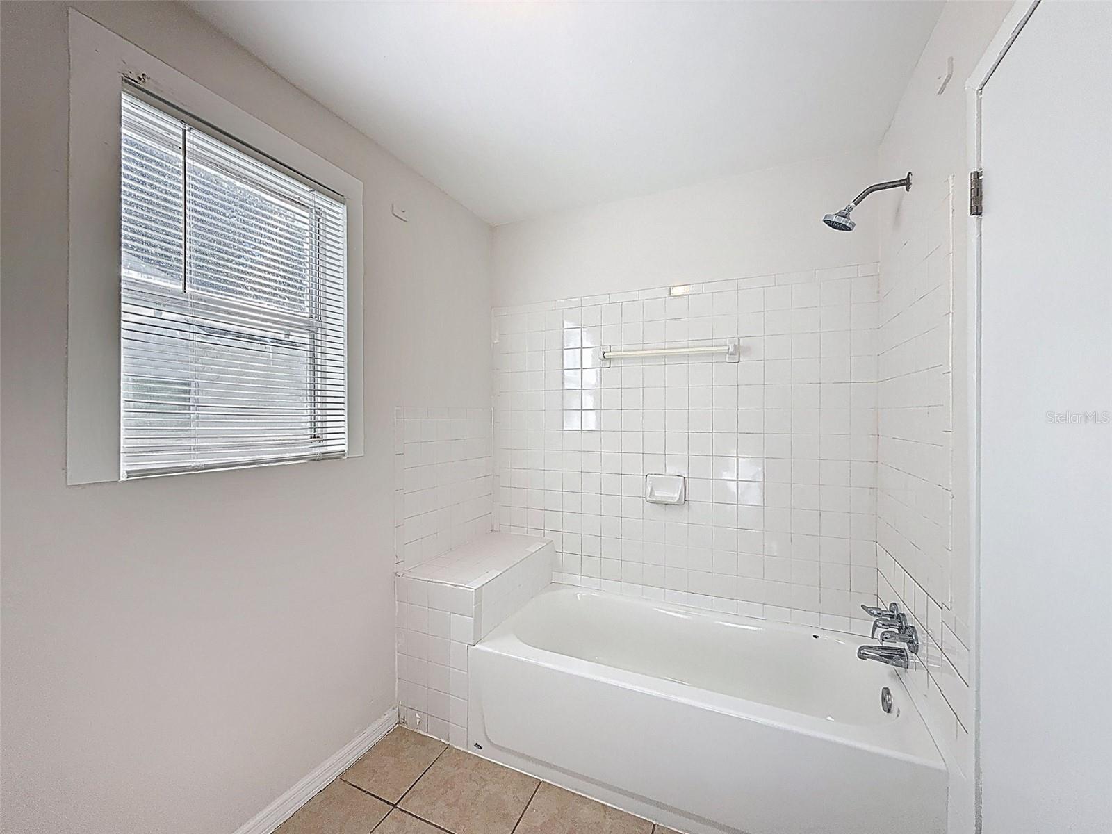 FRUITLAND HEIGHTS - Residential