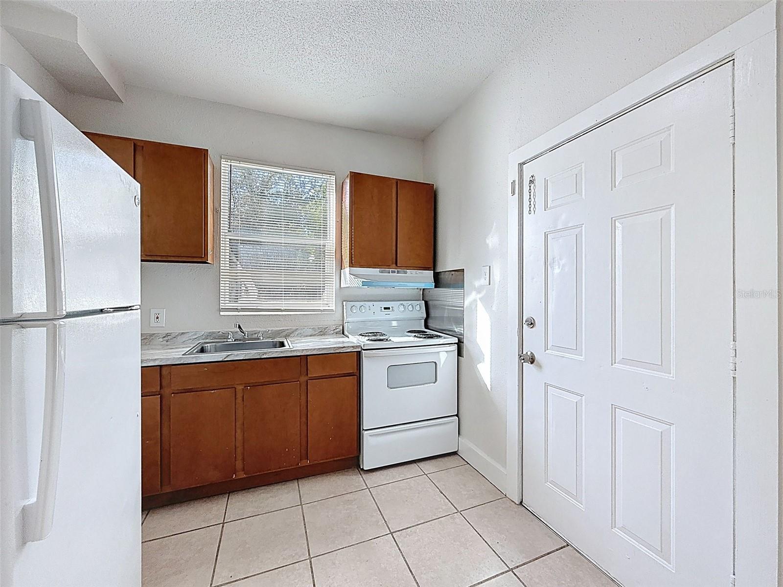 FRUITLAND HEIGHTS - Residential