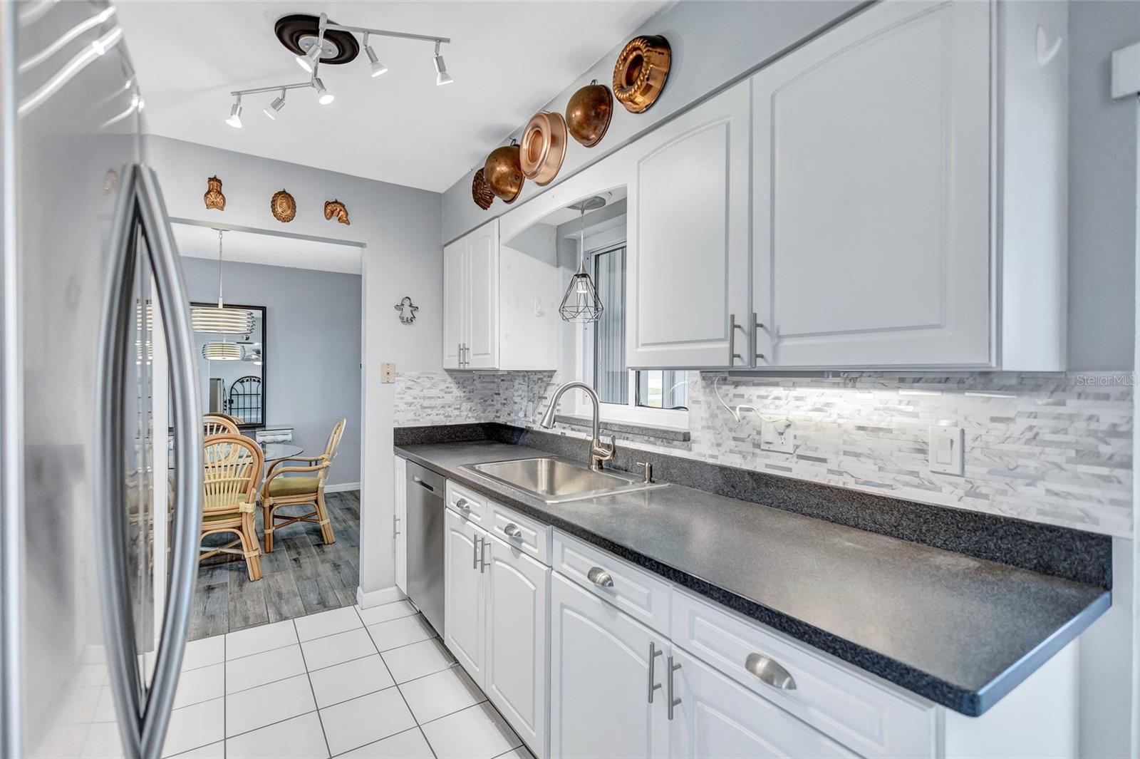 1496 QUEEN ANNE DRIVE