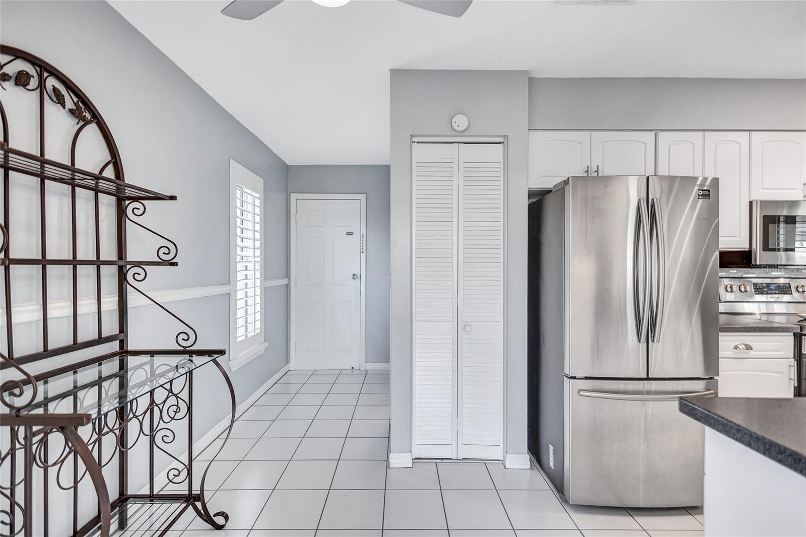 1496 QUEEN ANNE DRIVE