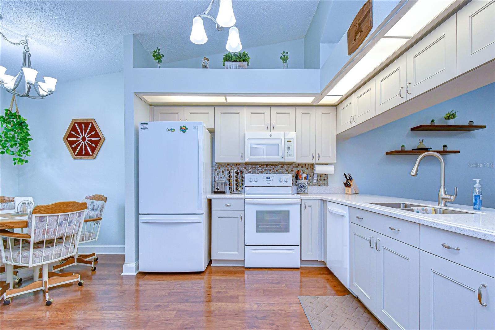 DRIFTWOOD - Residential