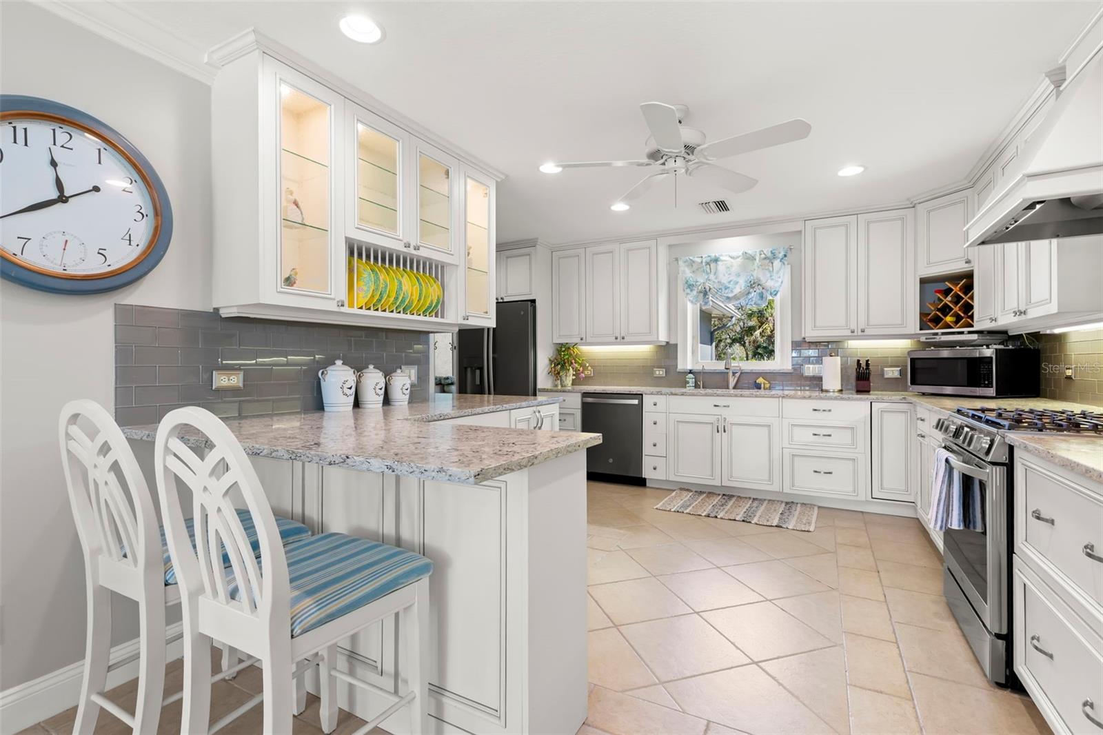 DUNEDIN SHORES SUB - Residential