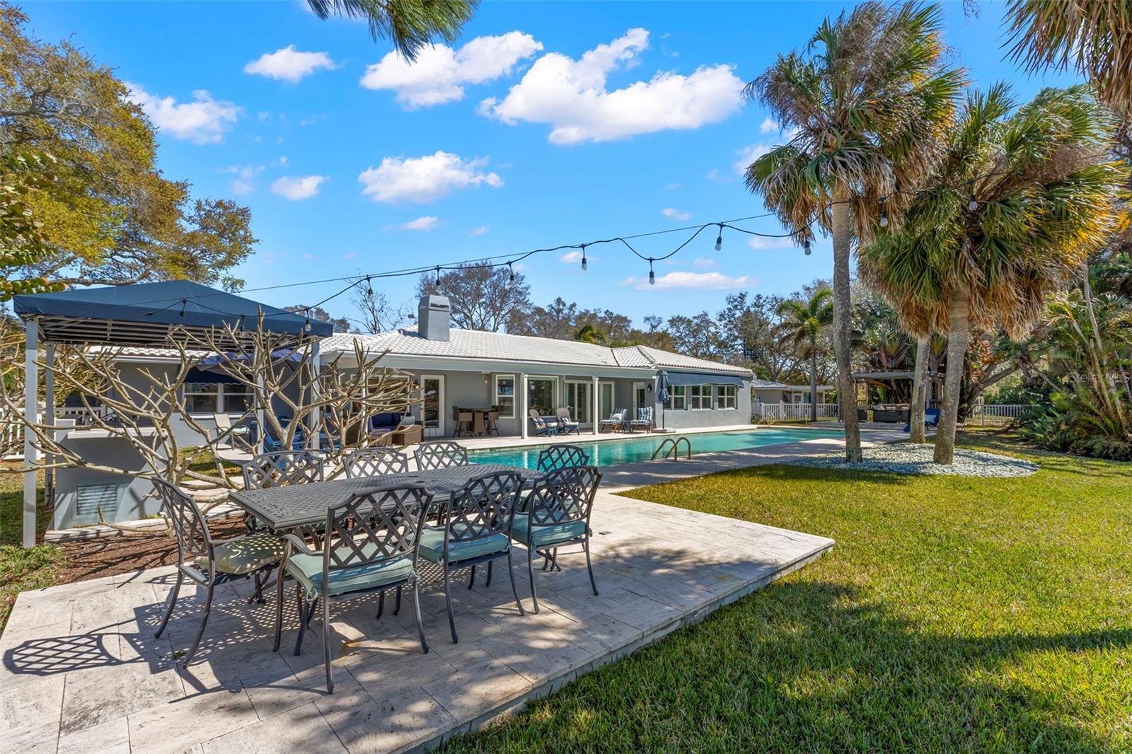 DUNEDIN SHORES SUB - Residential