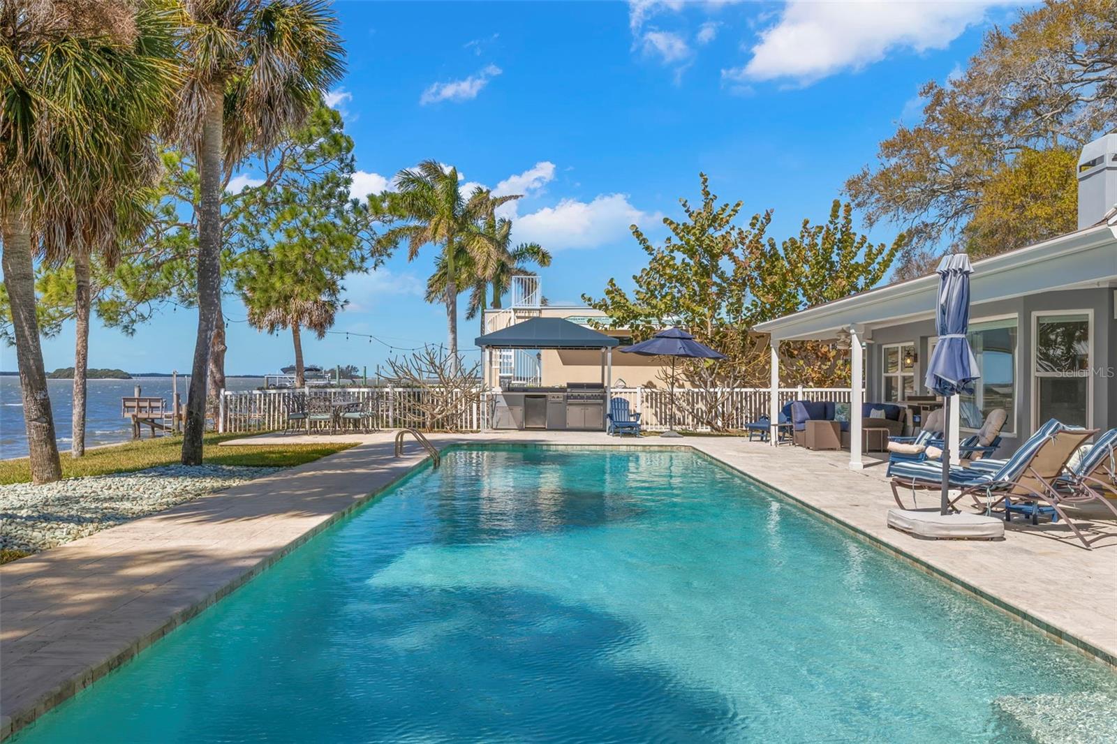 DUNEDIN SHORES SUB - Residential