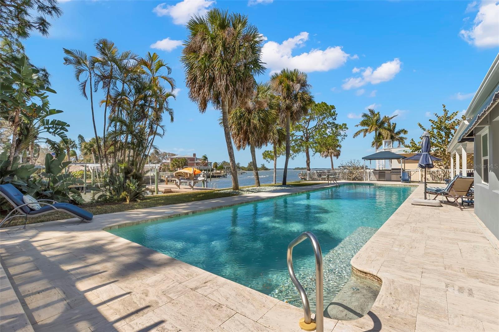 DUNEDIN SHORES SUB - Residential