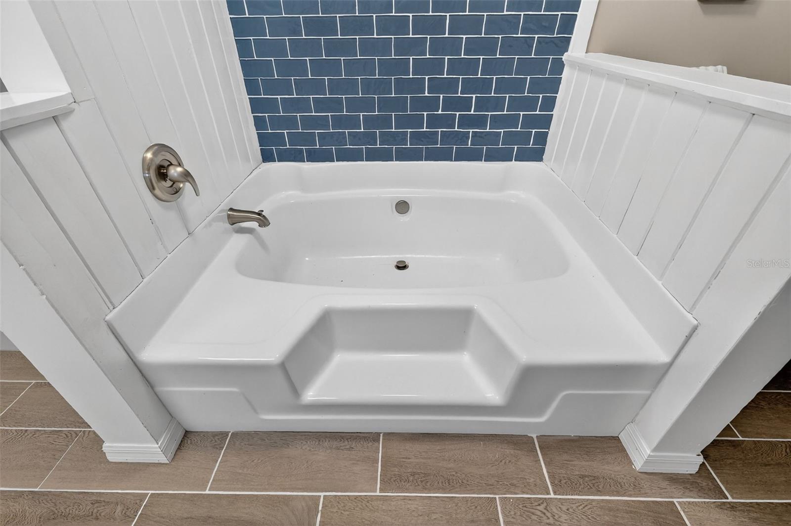 MINNEOLA MINNEOLA HILLS SUB - Residential