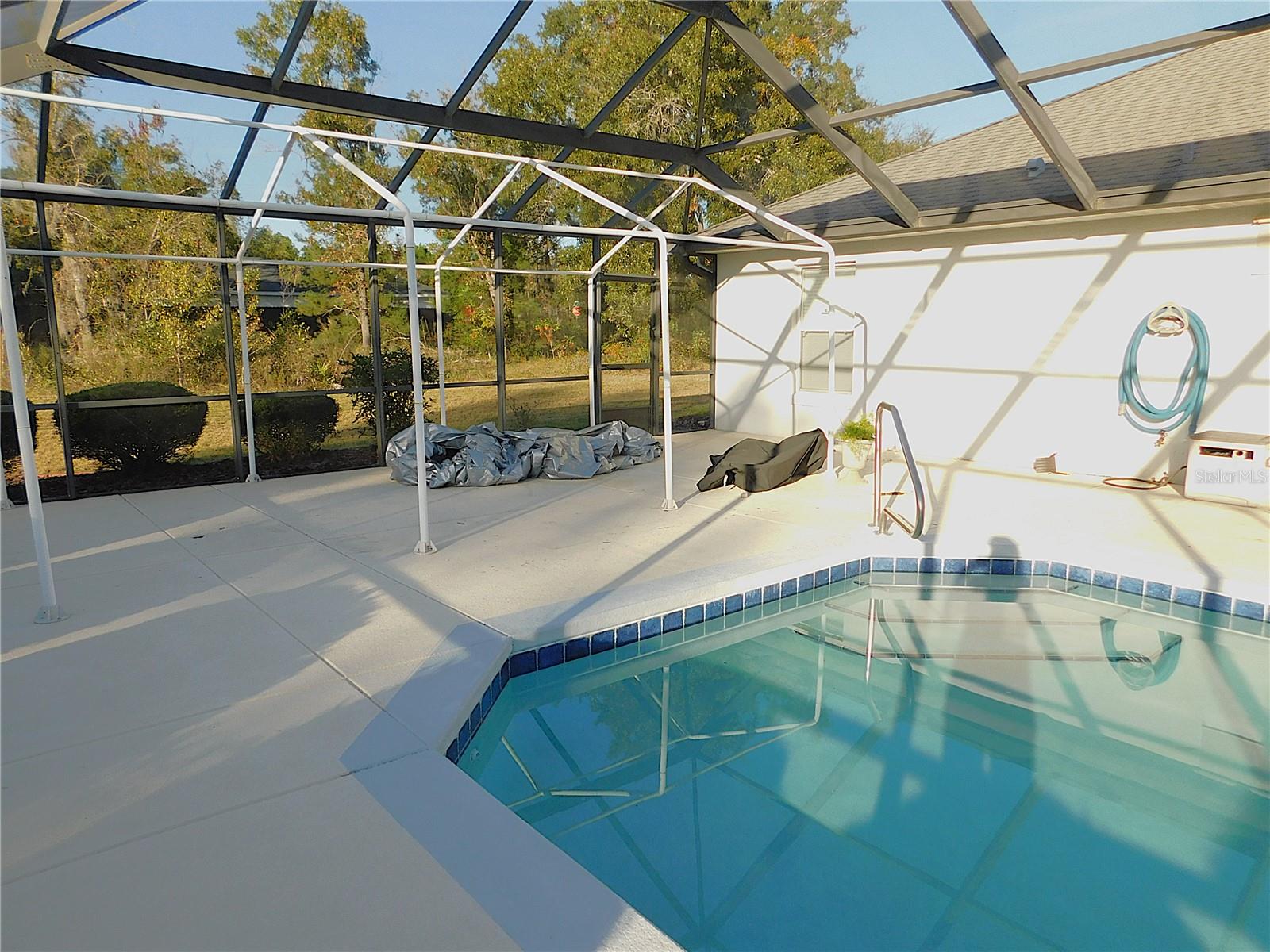 SILVER SPRINGS SHORES EAST - Residential