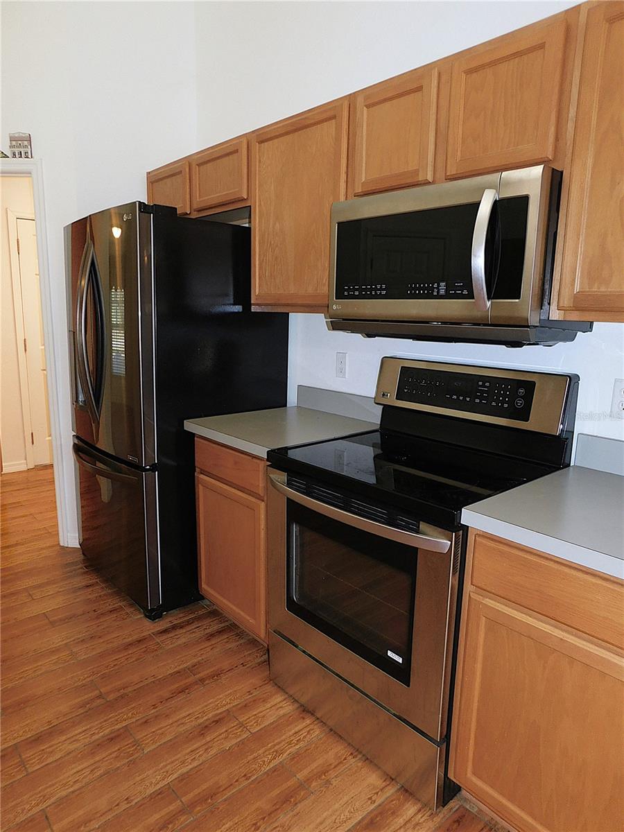 SILVER SPRINGS SHORES EAST - Residential