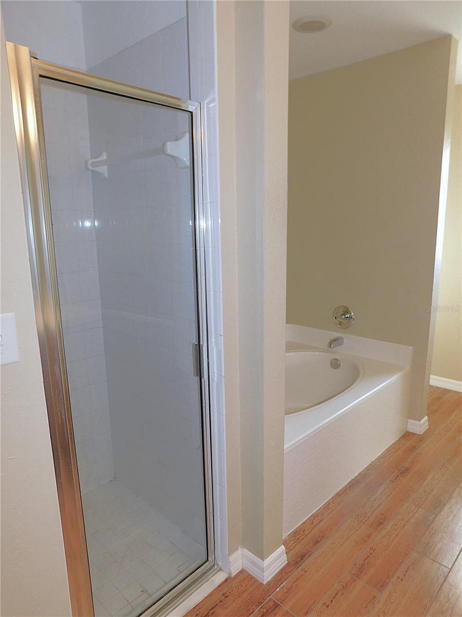 SILVER SPRINGS SHORES EAST - Residential