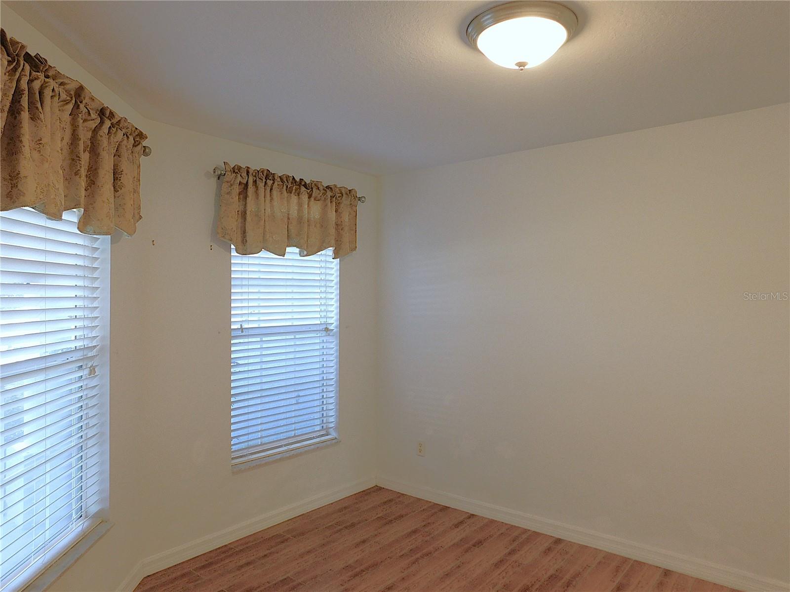 SILVER SPRINGS SHORES EAST - Residential