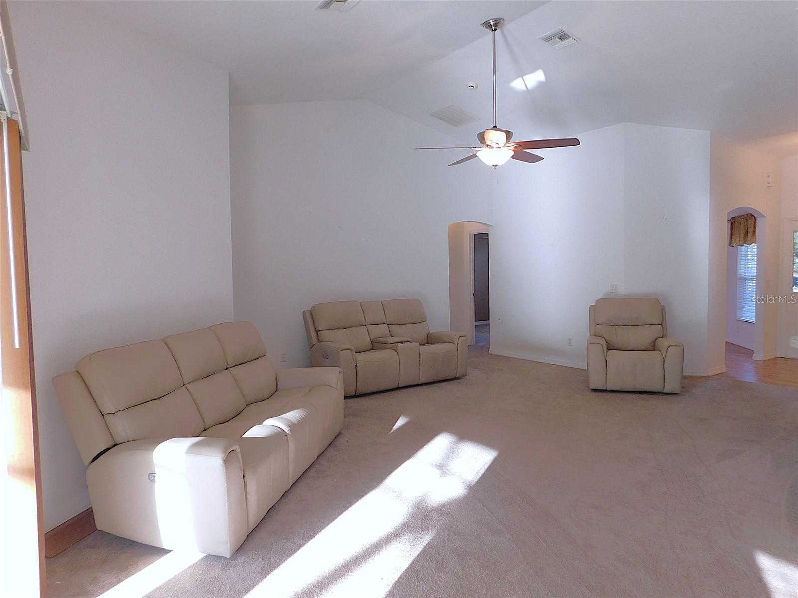 SILVER SPRINGS SHORES EAST - Residential