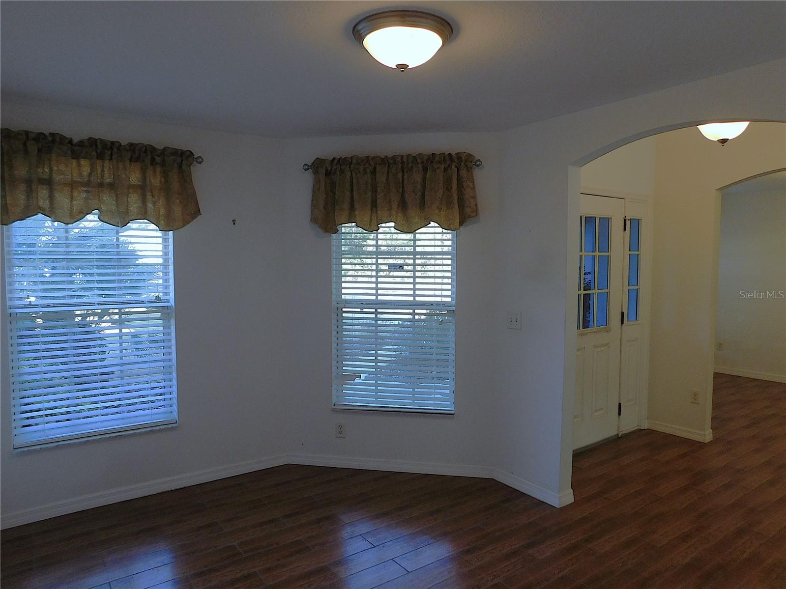 SILVER SPRINGS SHORES EAST - Residential