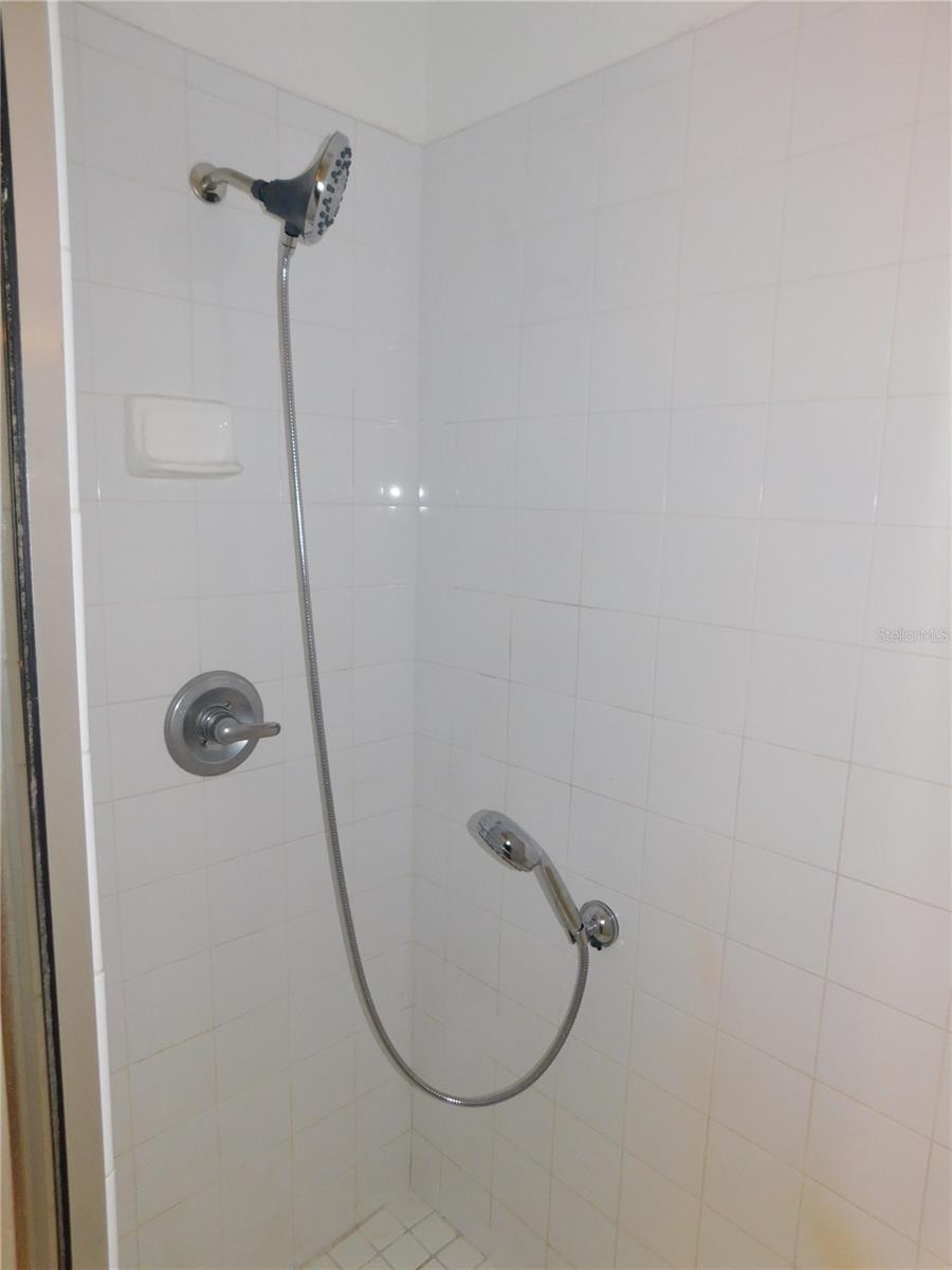 SILVER SPRINGS SHORES EAST - Residential